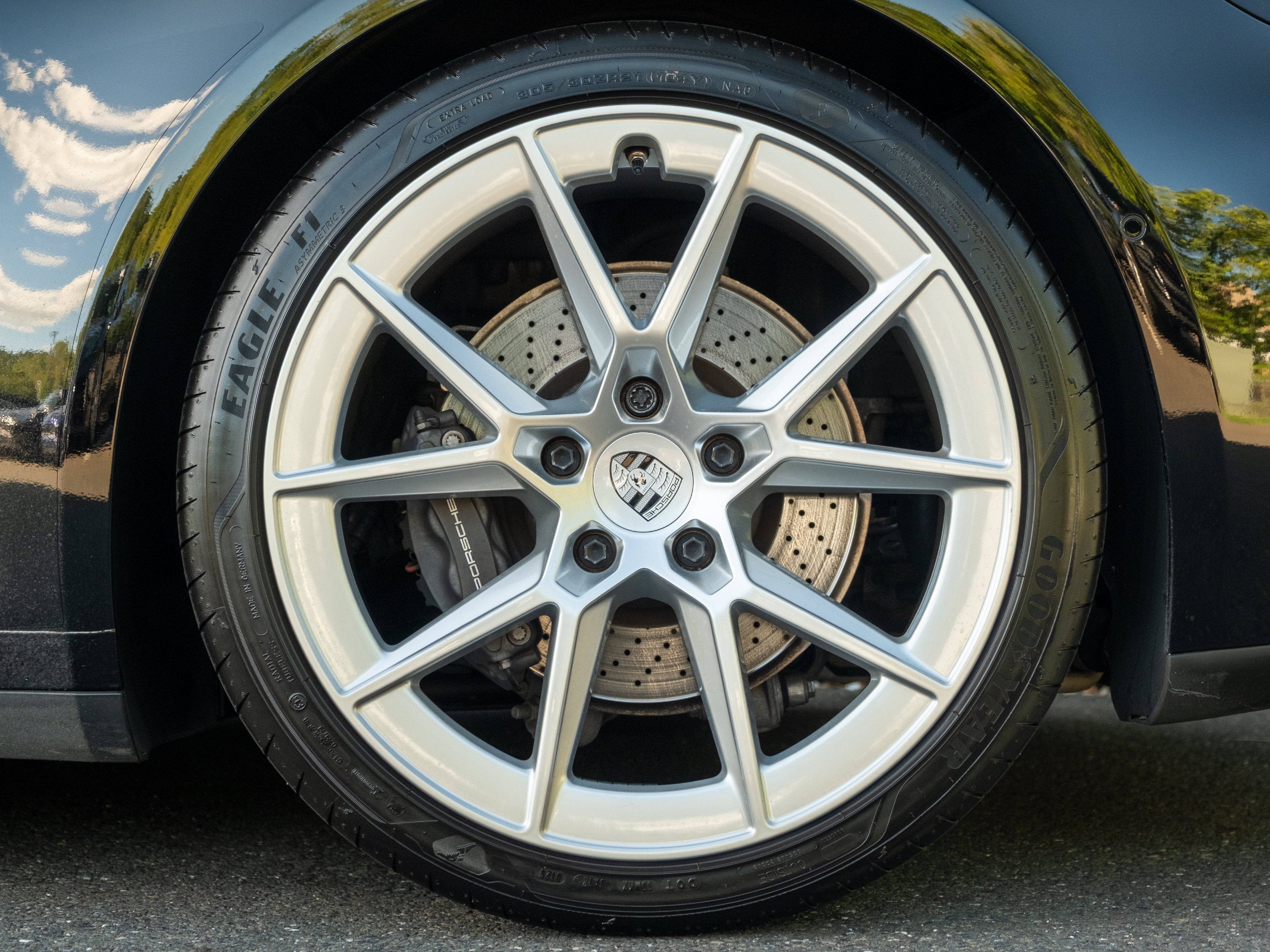 2025 Porsche 911 Carrera