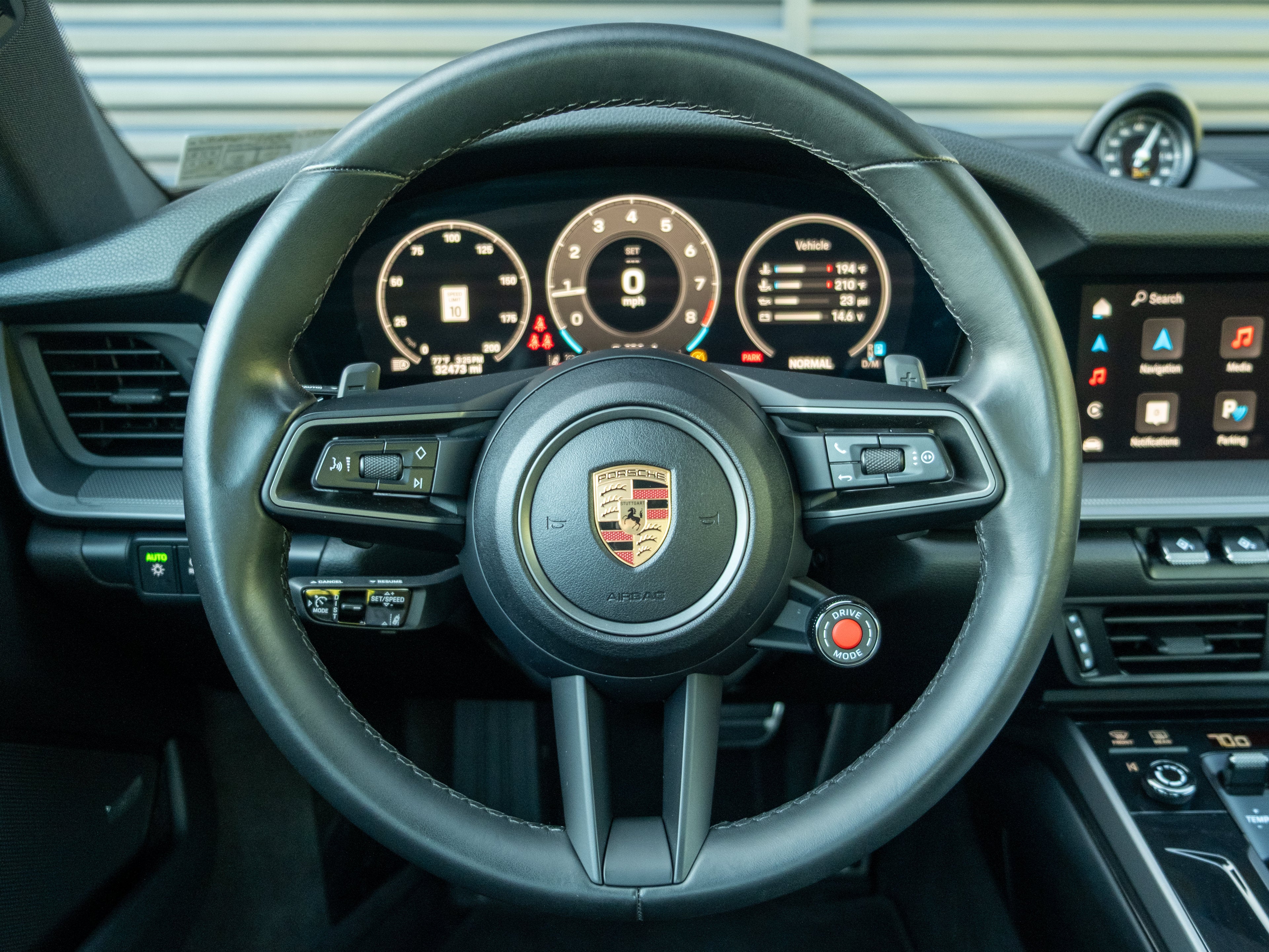 2025 Porsche 911 Carrera