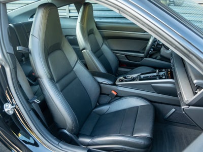 2025 Porsche 911 Carrera