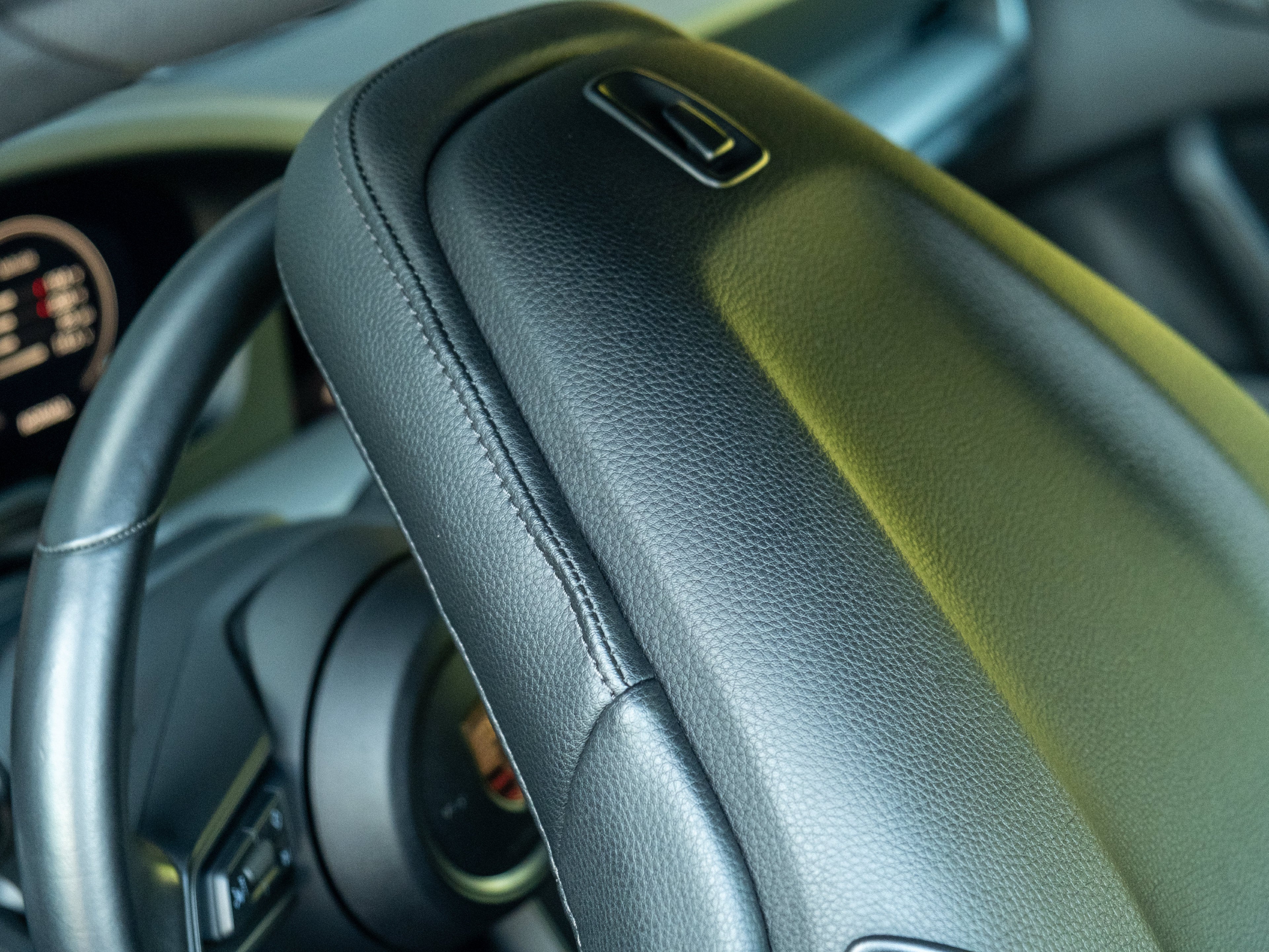 2025 Porsche 911 Carrera