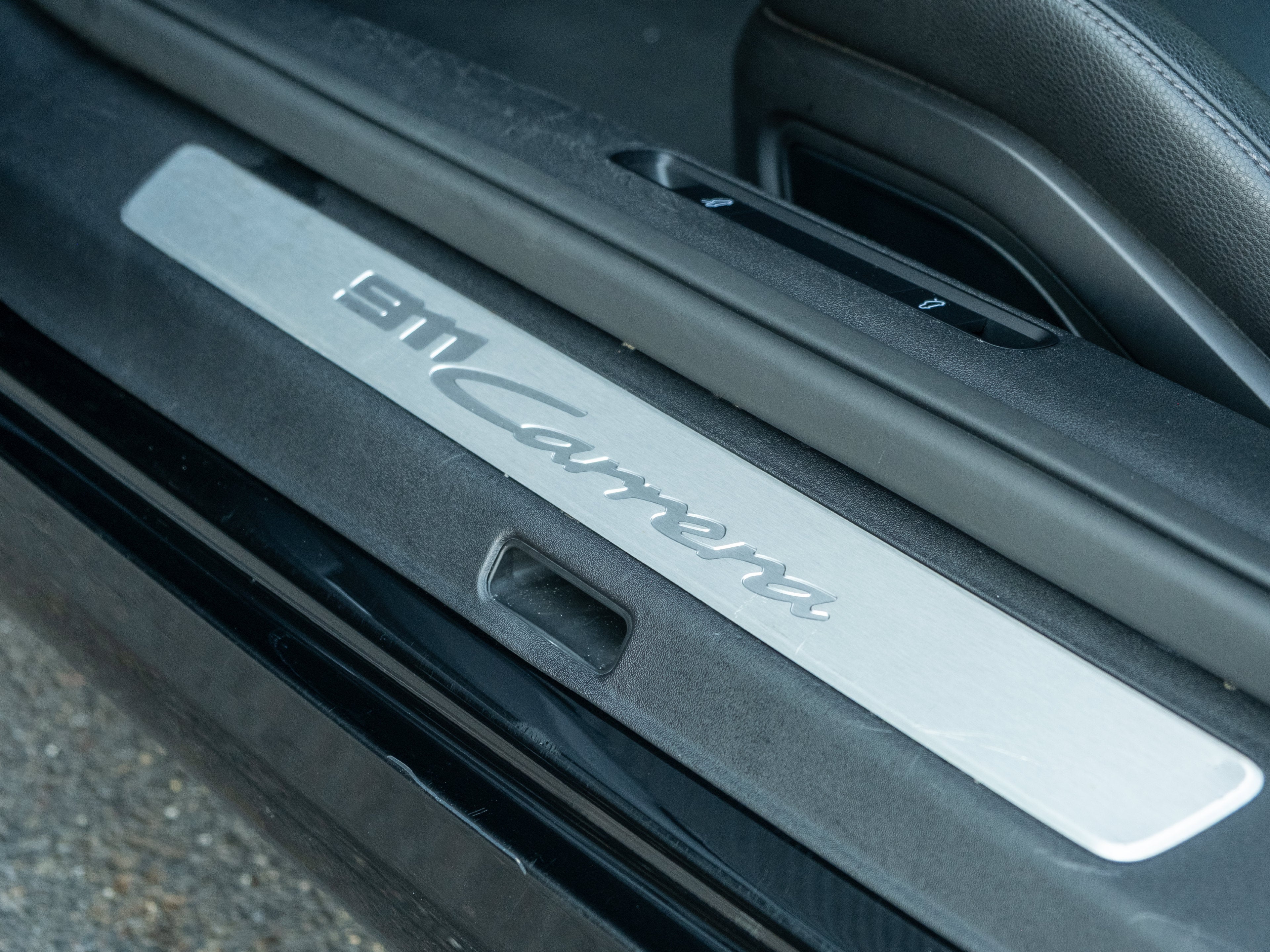 2025 Porsche 911 Carrera