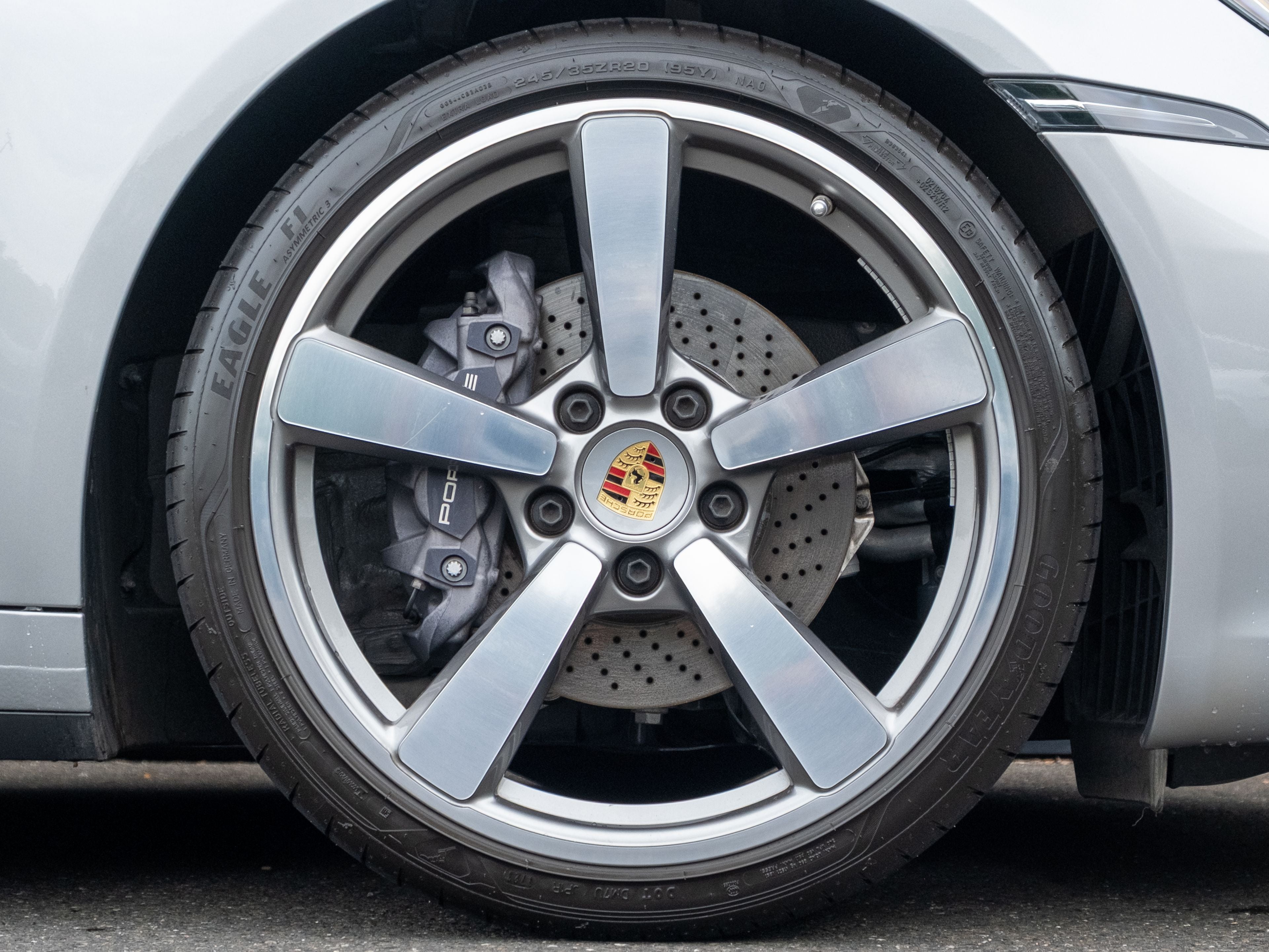 2023 Porsche 911 Carrera
