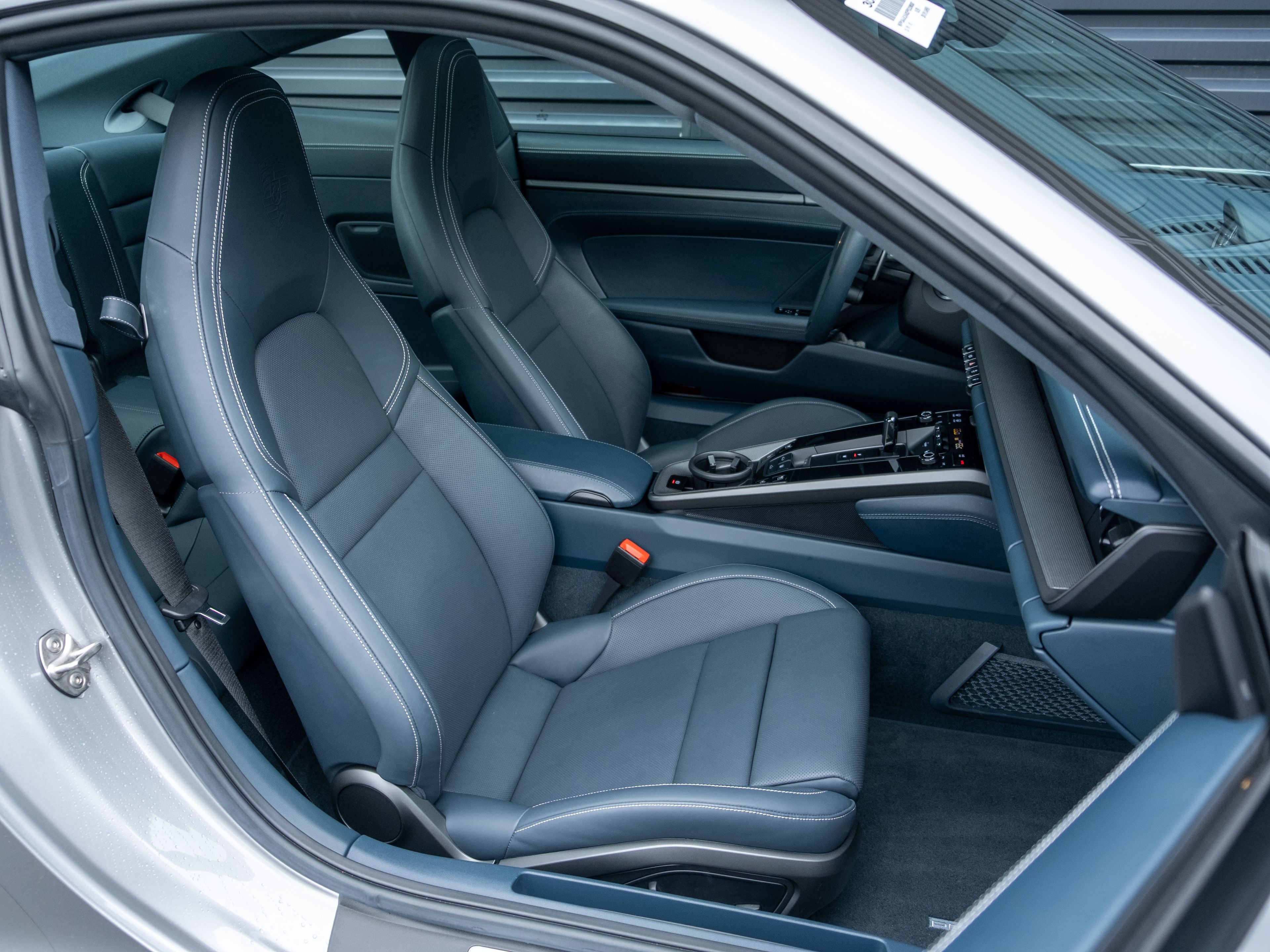 2023 Porsche 911 Carrera