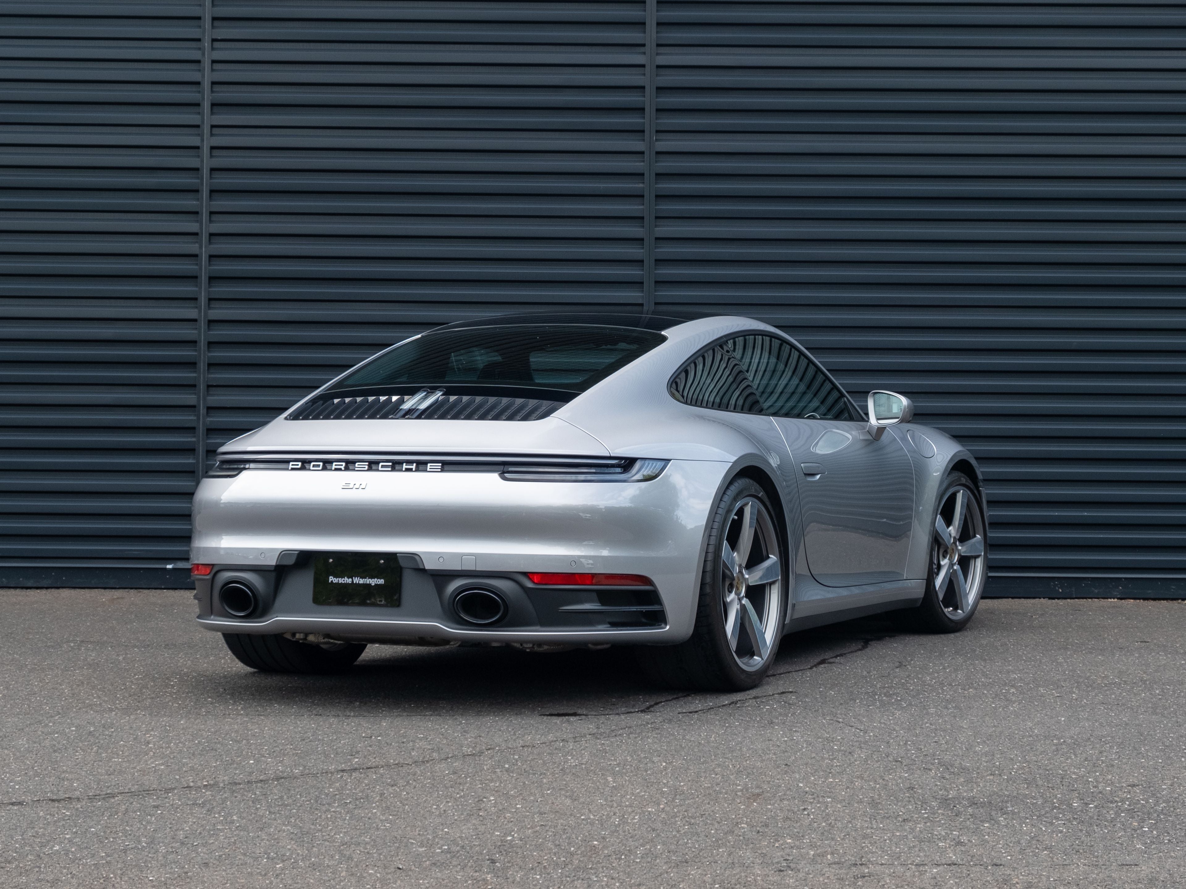 2023 Porsche 911 Carrera