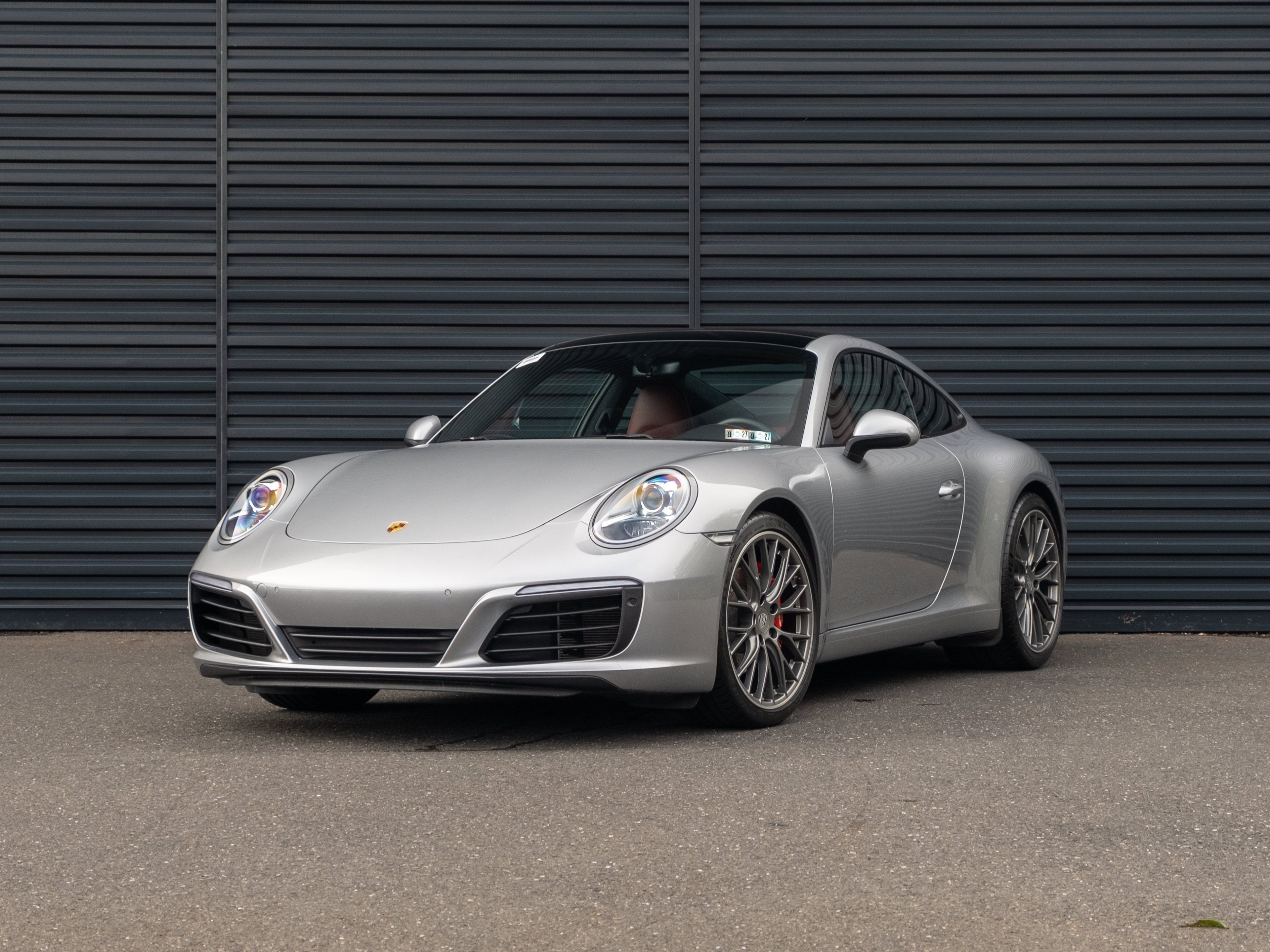 2019 Porsche 911 Carrera
