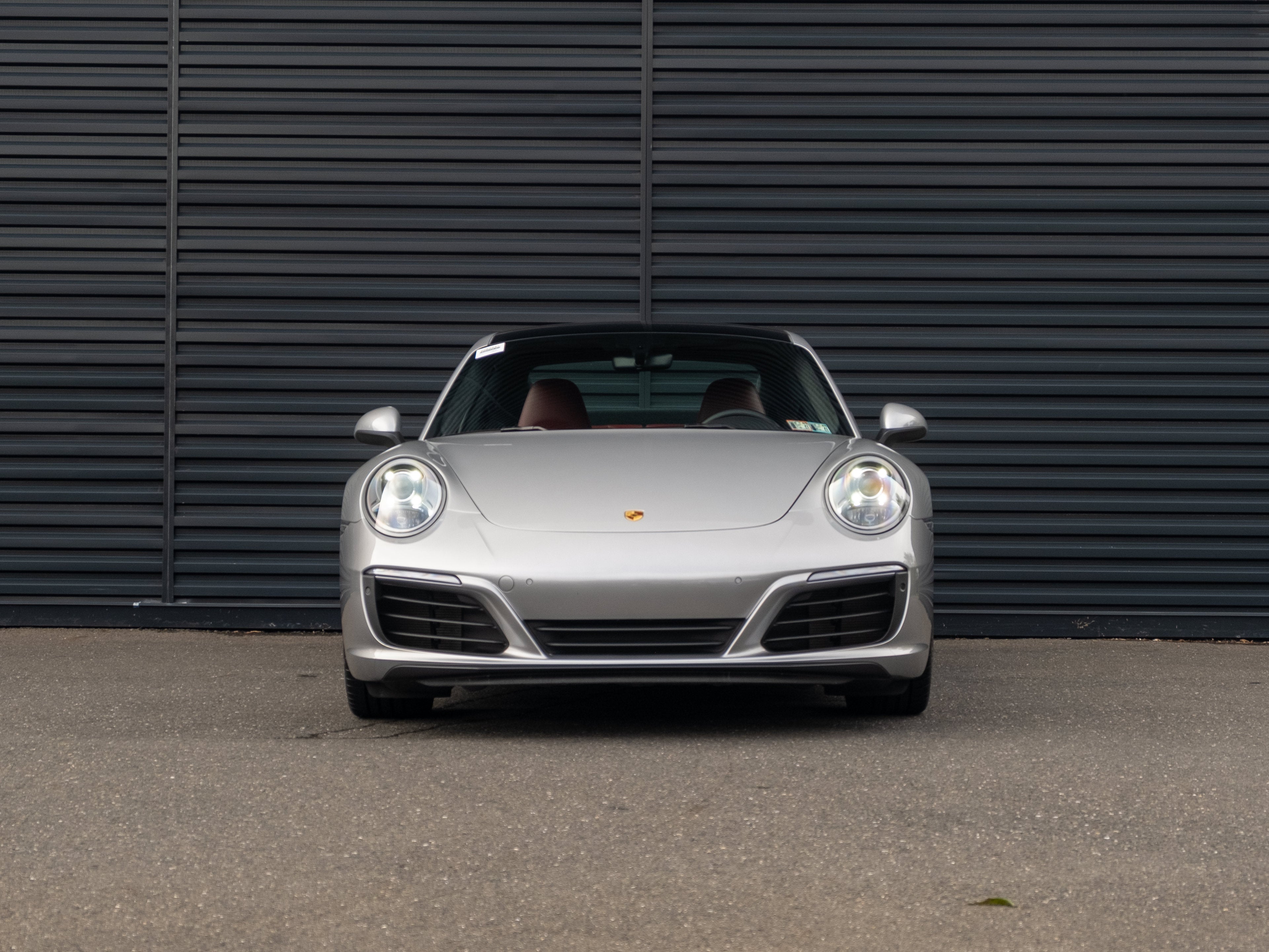 2019 Porsche 911 Carrera