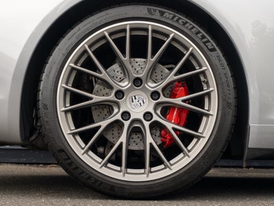 2019 Porsche 911 Carrera
