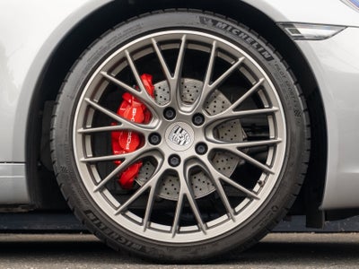 2019 Porsche 911 Carrera