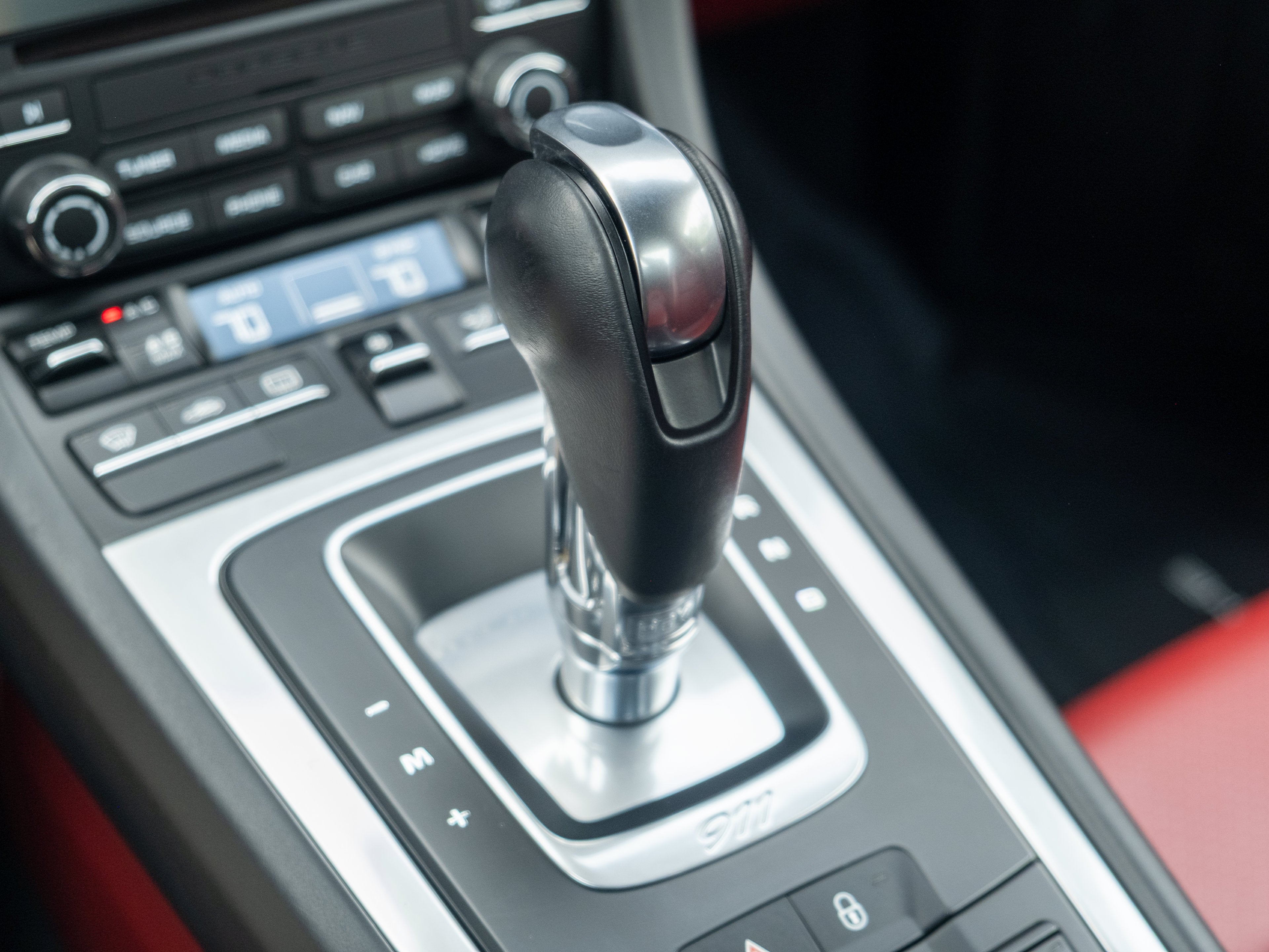 2019 Porsche 911 Carrera