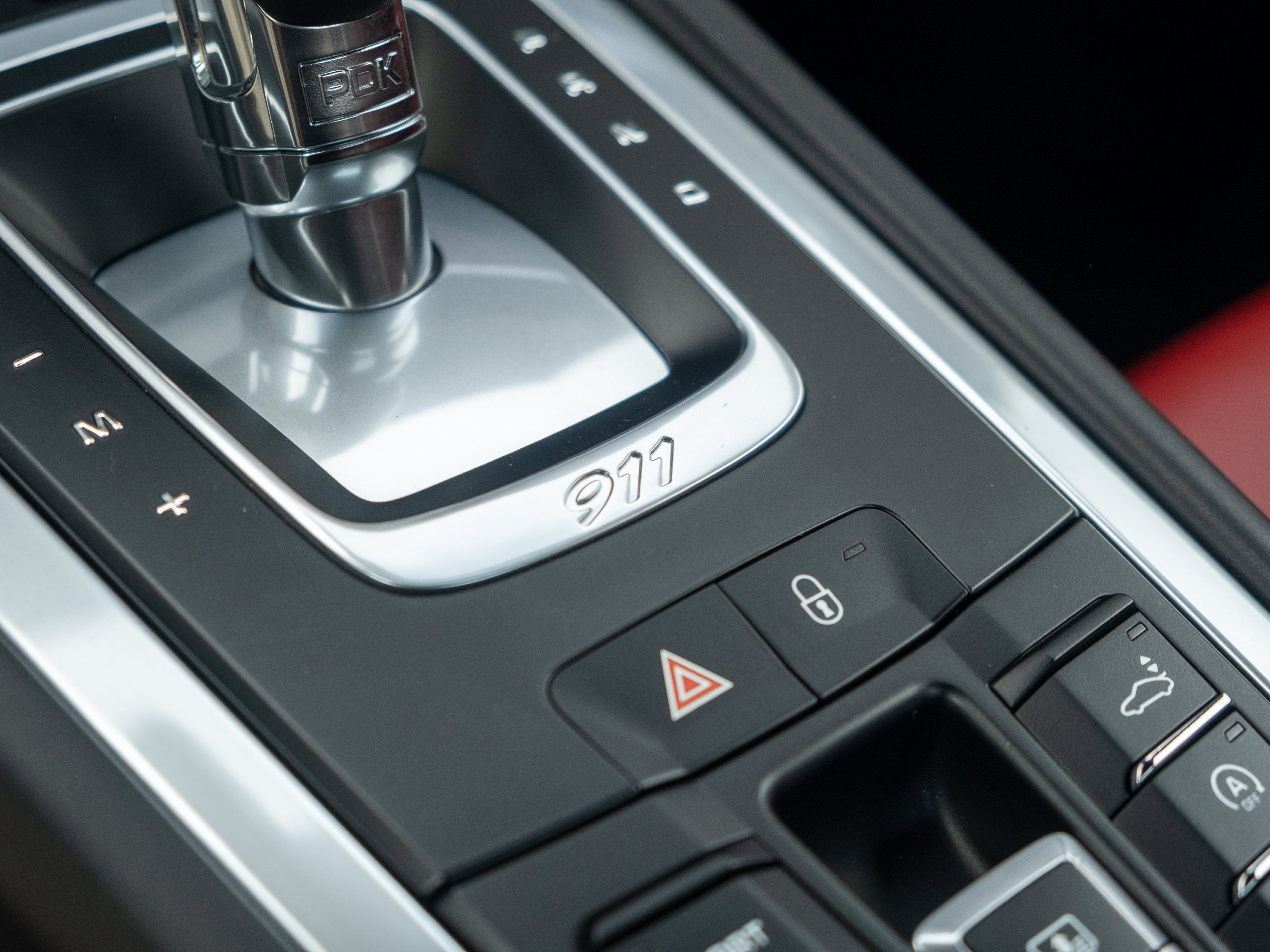 2019 Porsche 911 Carrera