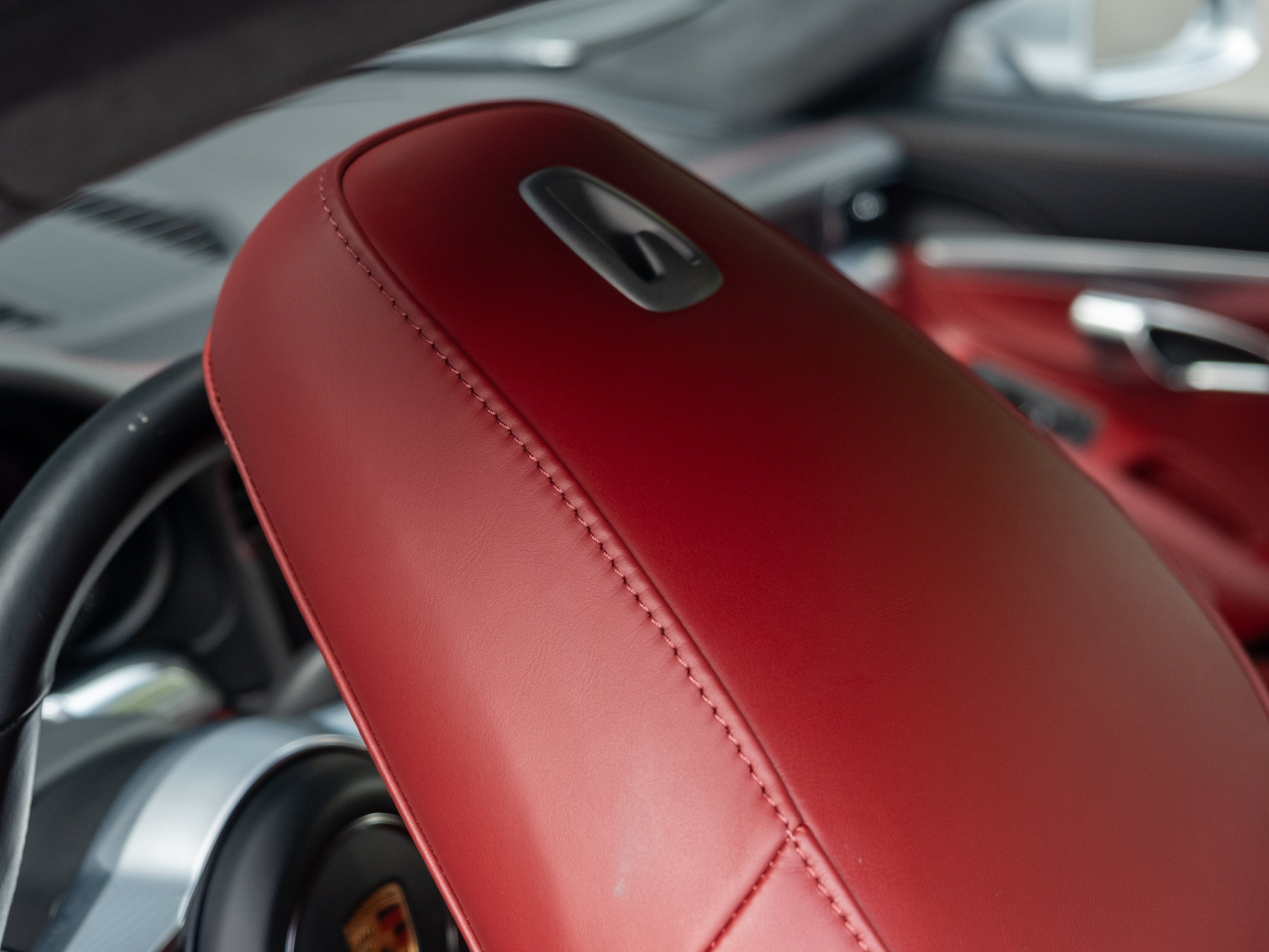 2019 Porsche 911 Carrera