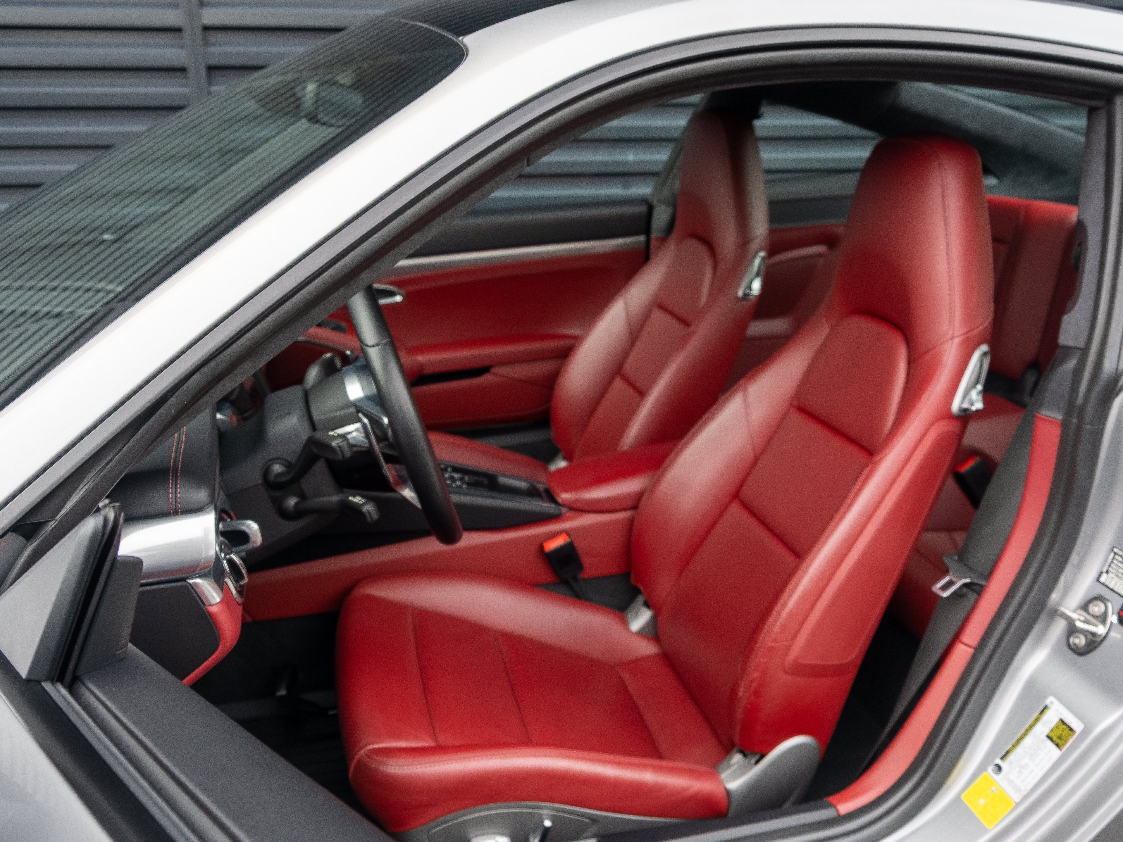 2019 Porsche 911 Carrera