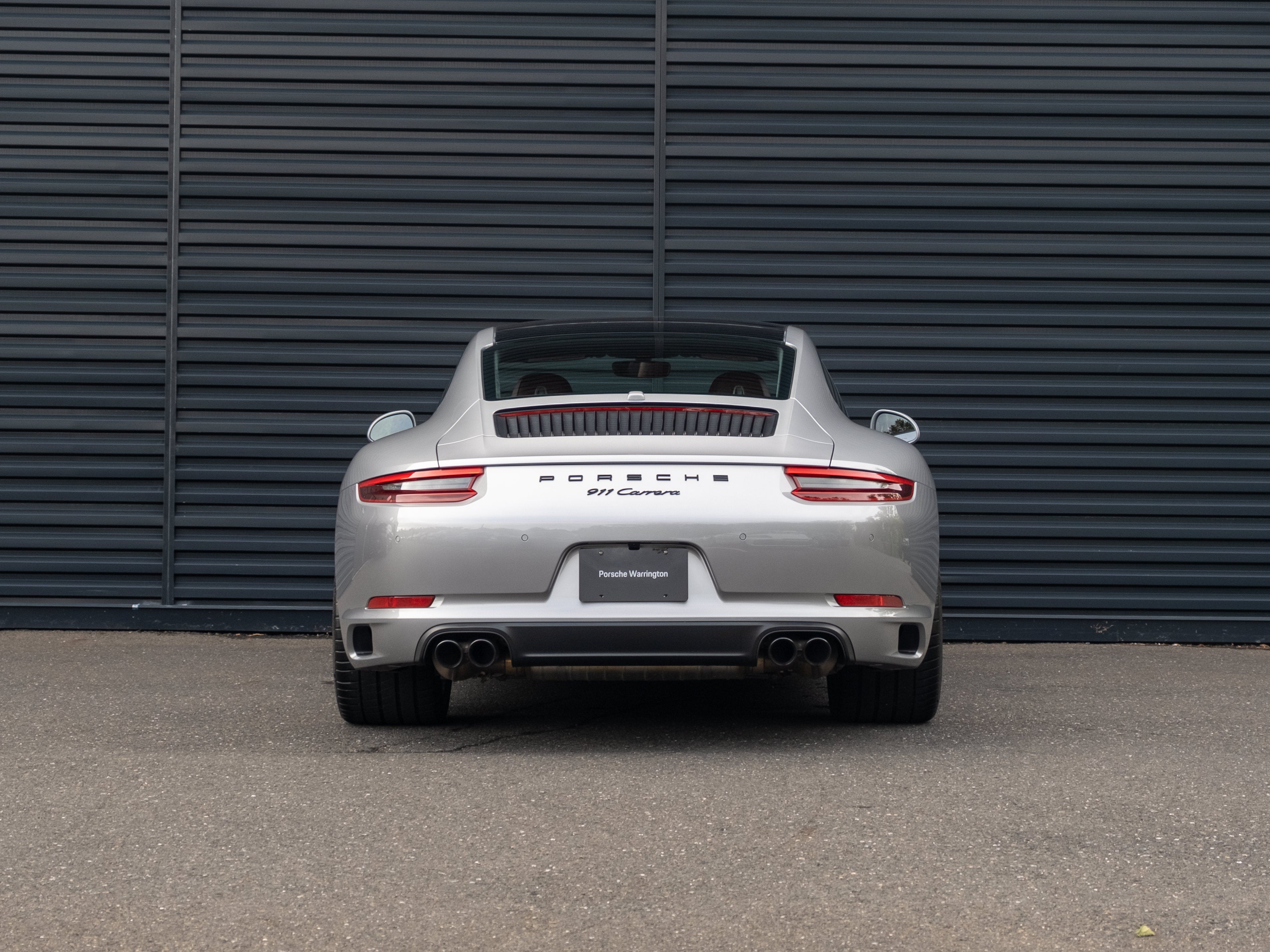 2019 Porsche 911 Carrera