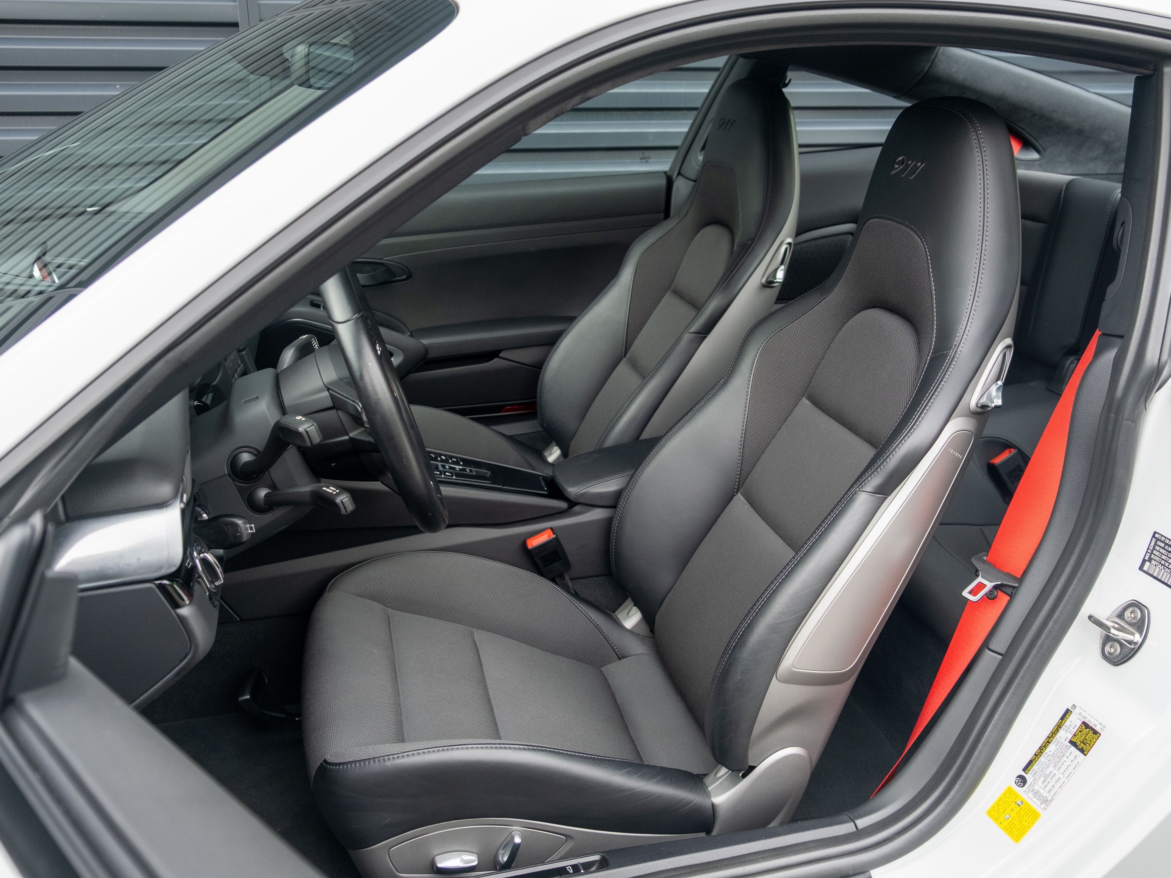 2019 Porsche 911 Carrera T