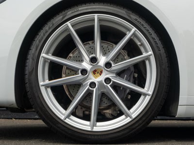 2022 Porsche 911 Carrera