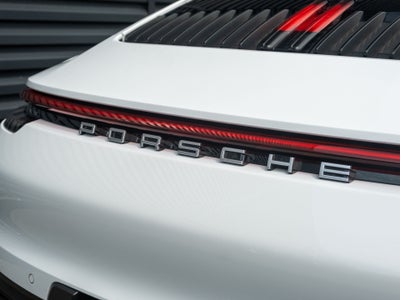 2022 Porsche 911 Carrera