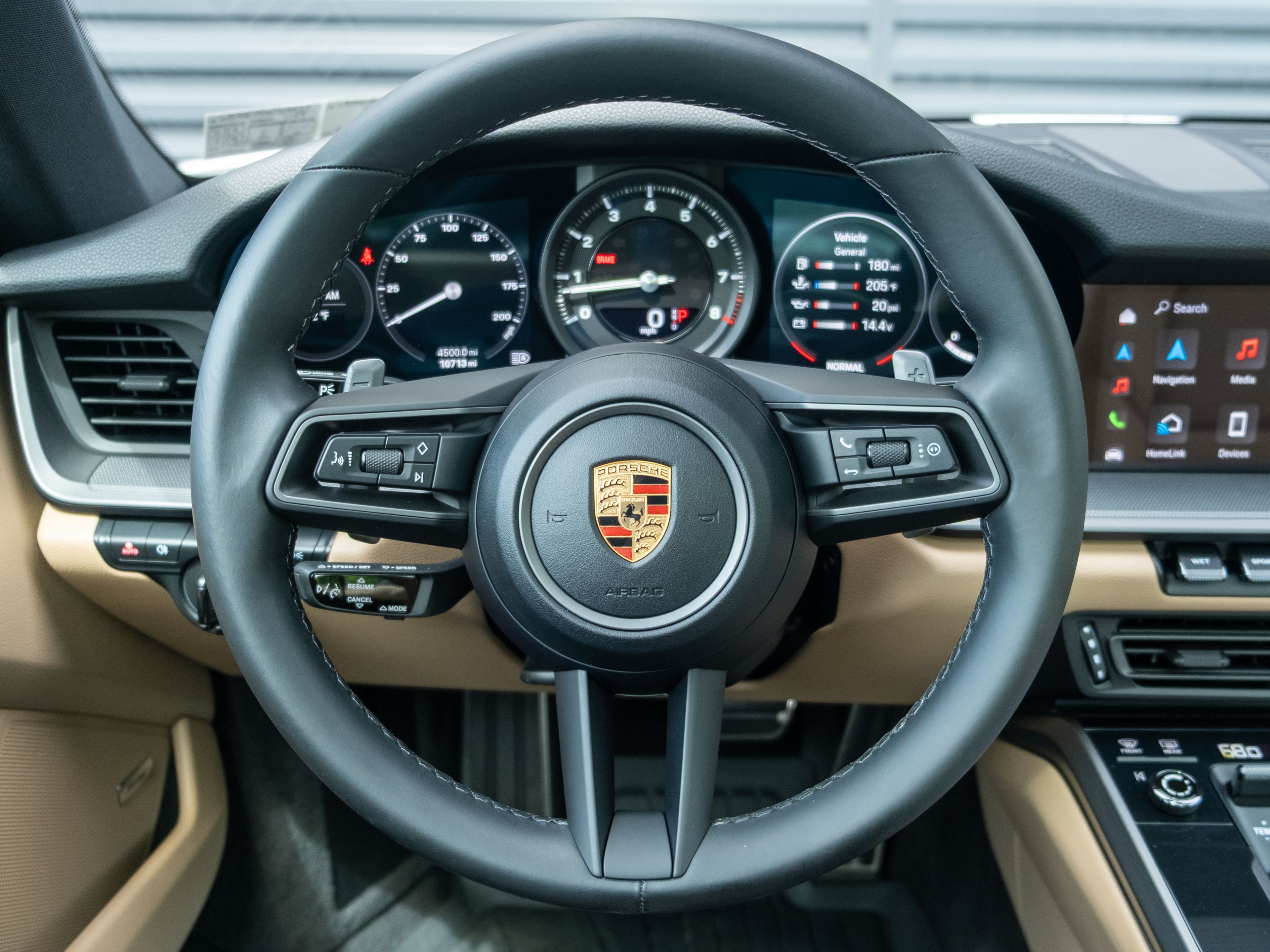 2022 Porsche 911 Carrera