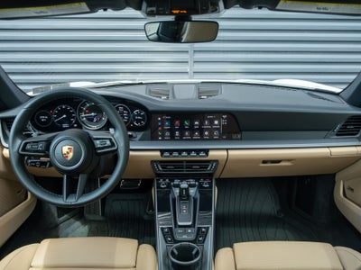 2022 Porsche 911 Carrera
