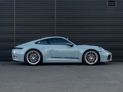 2026 Porsche 911 Carrera T