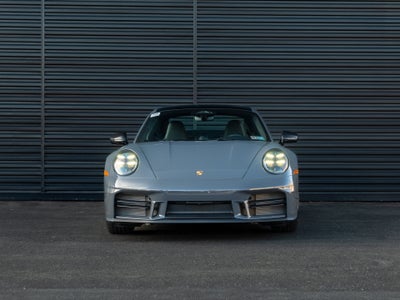 2026 Porsche 911 Carrera