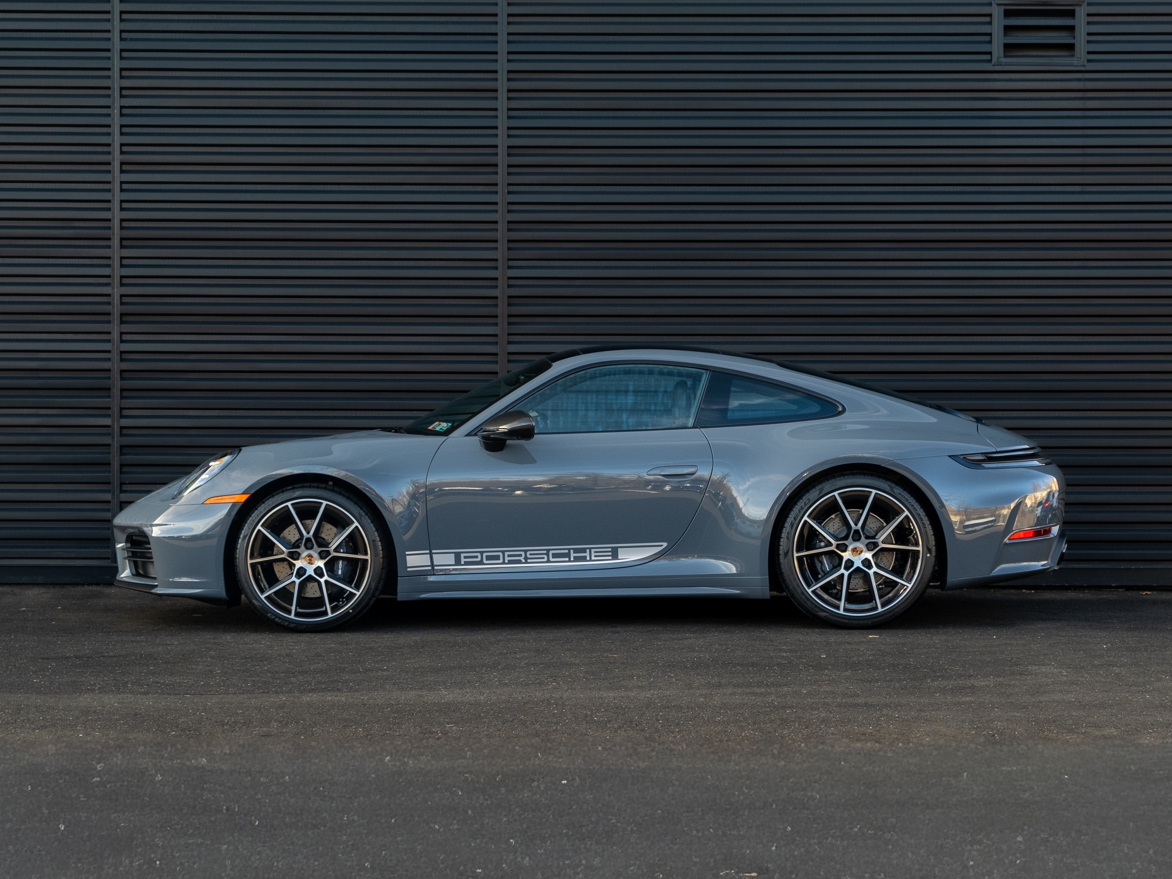 2026 Porsche 911 Carrera