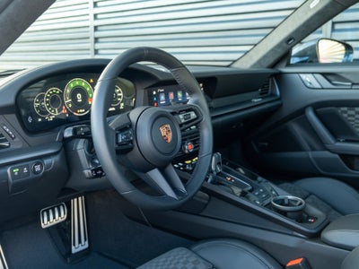 2026 Porsche 911 Carrera