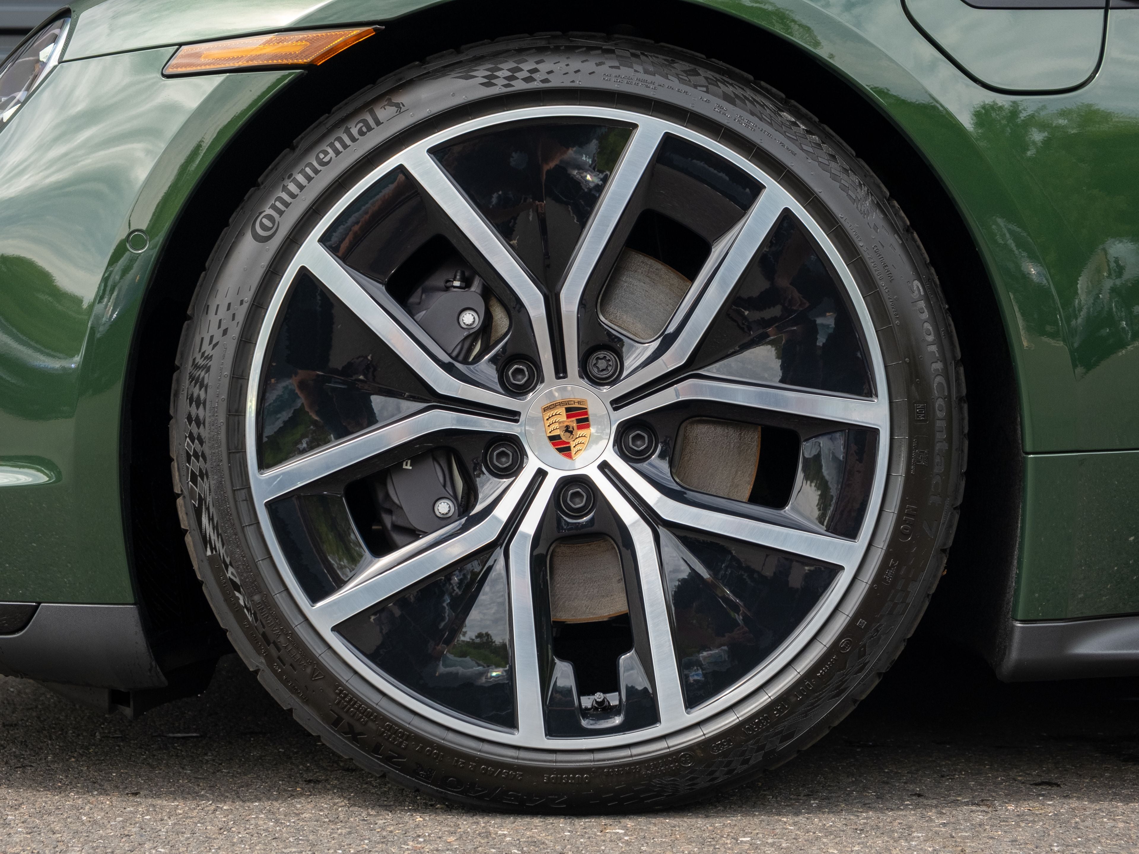 2026 Porsche Taycan 4