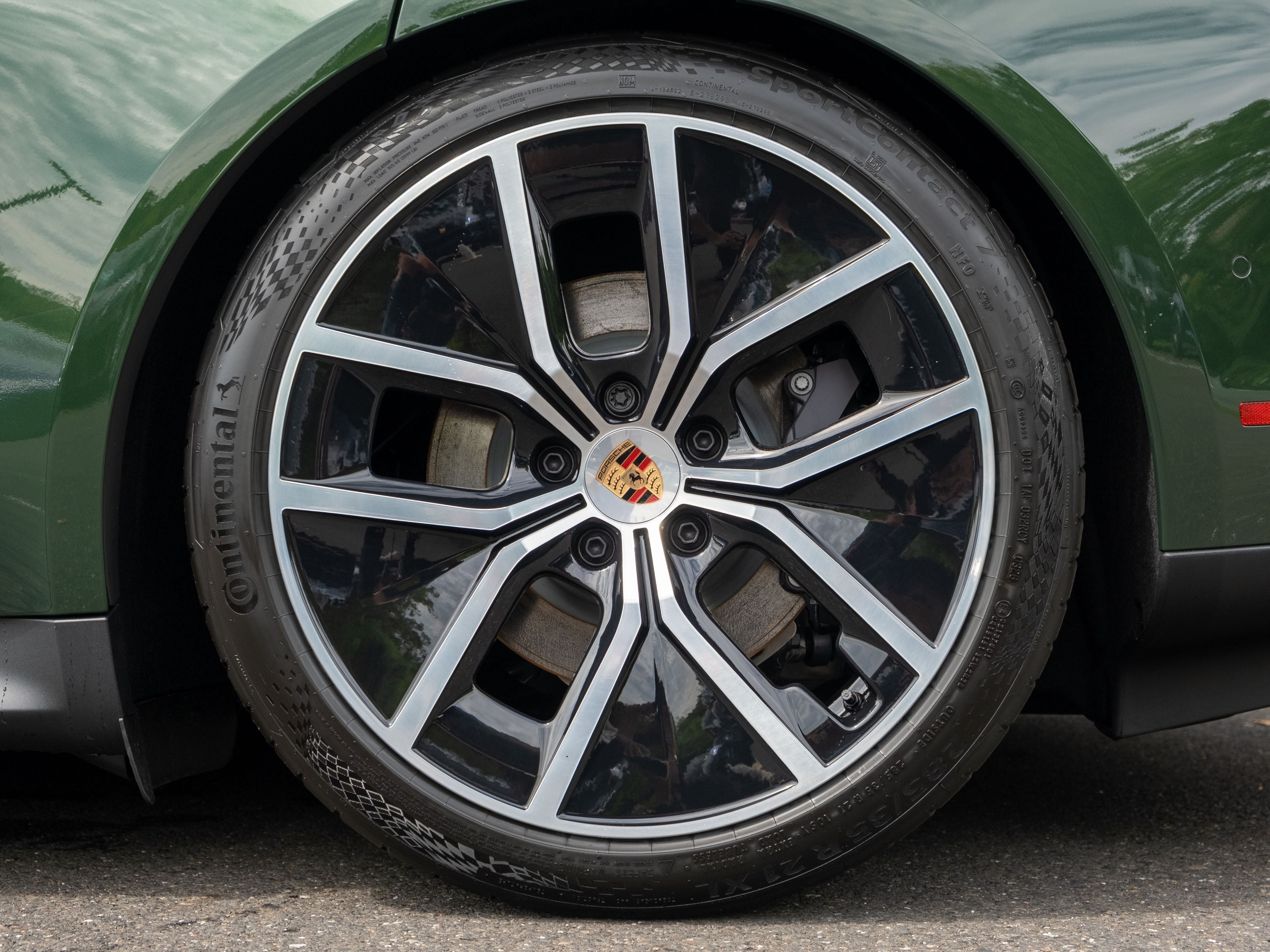 2026 Porsche Taycan 4