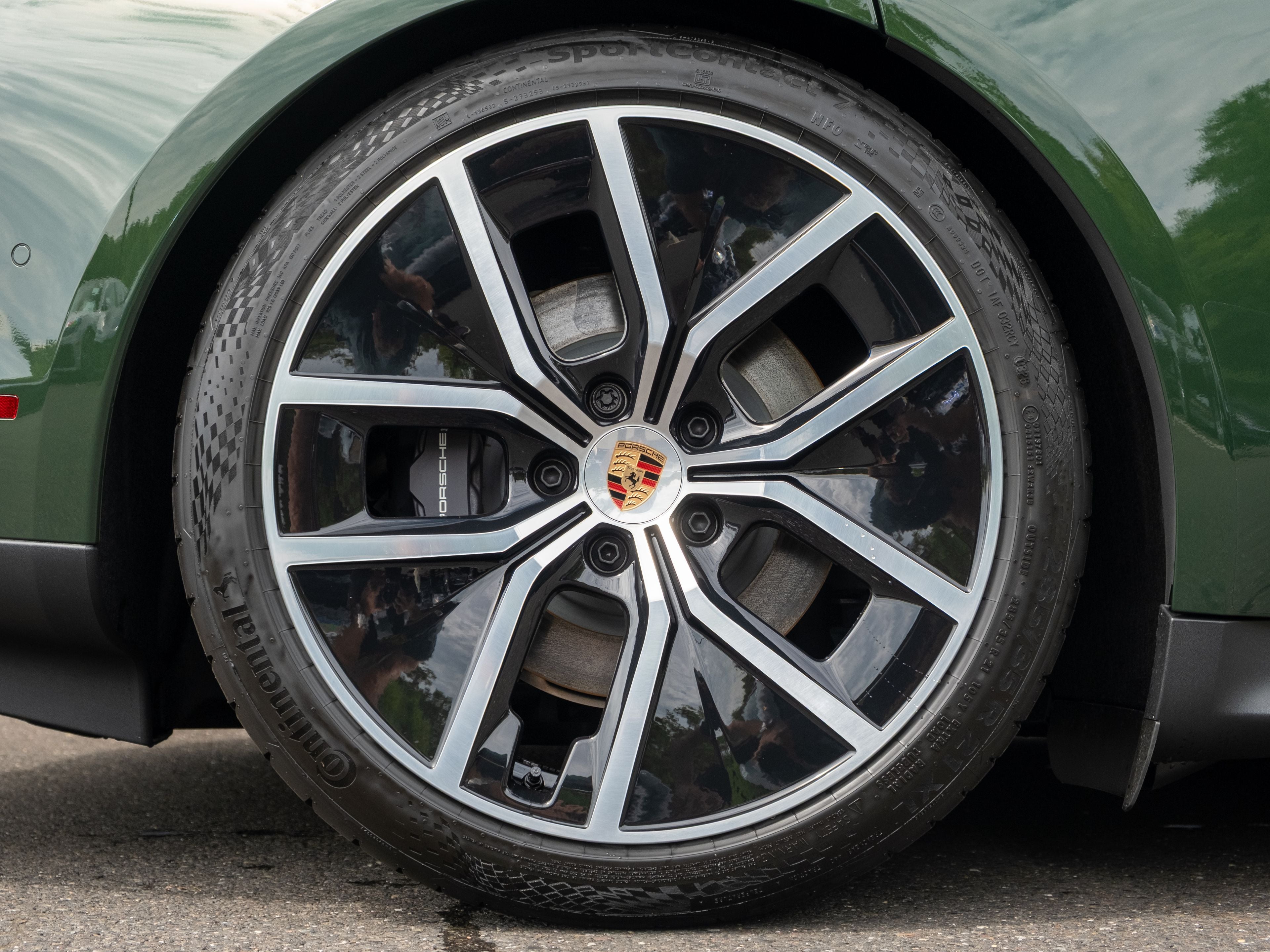 2026 Porsche Taycan 4