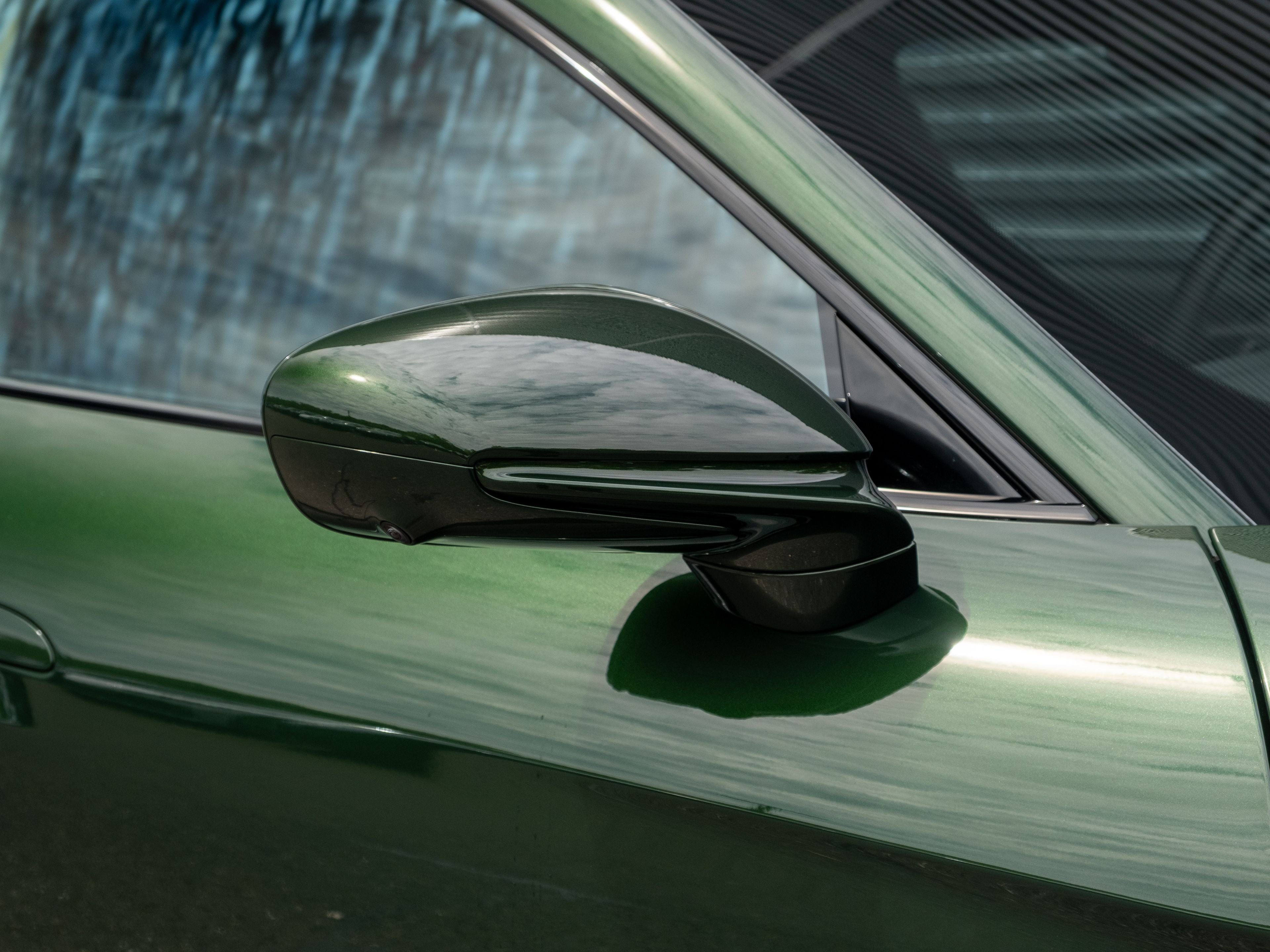 2026 Porsche Taycan 4