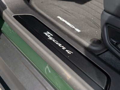 2026 Porsche Taycan 4