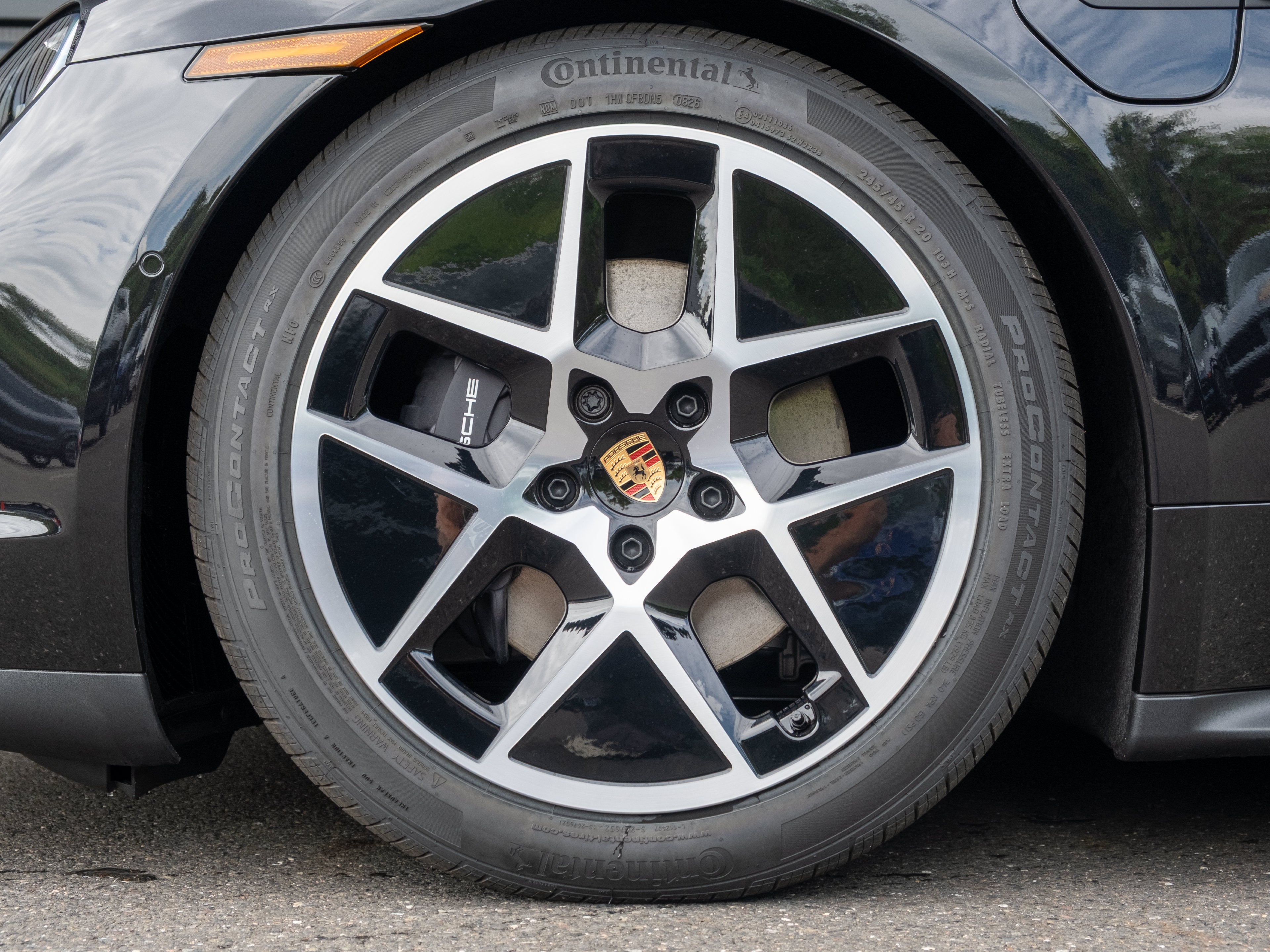 2026 Porsche Taycan 4