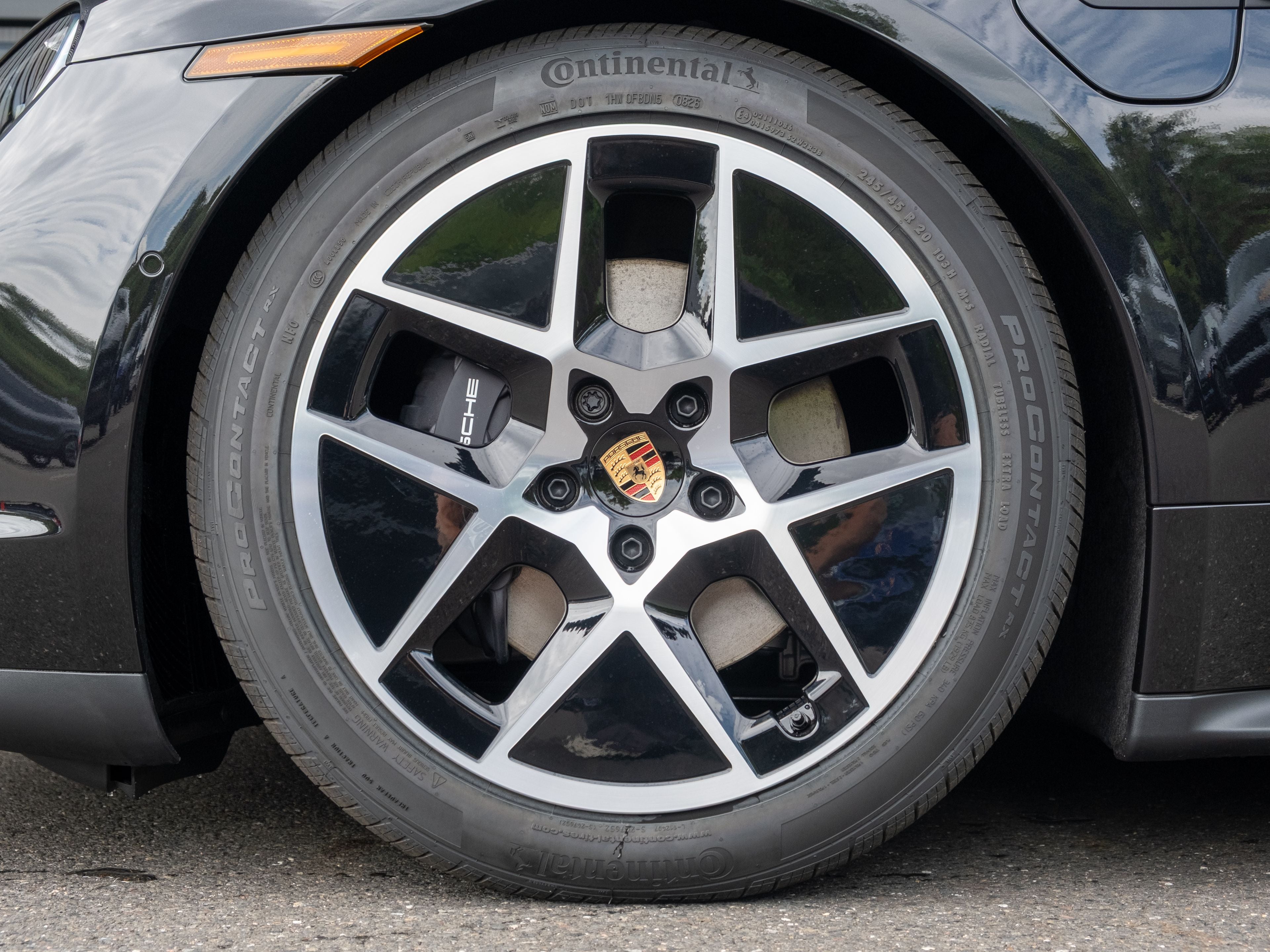 2026 Porsche Taycan 4