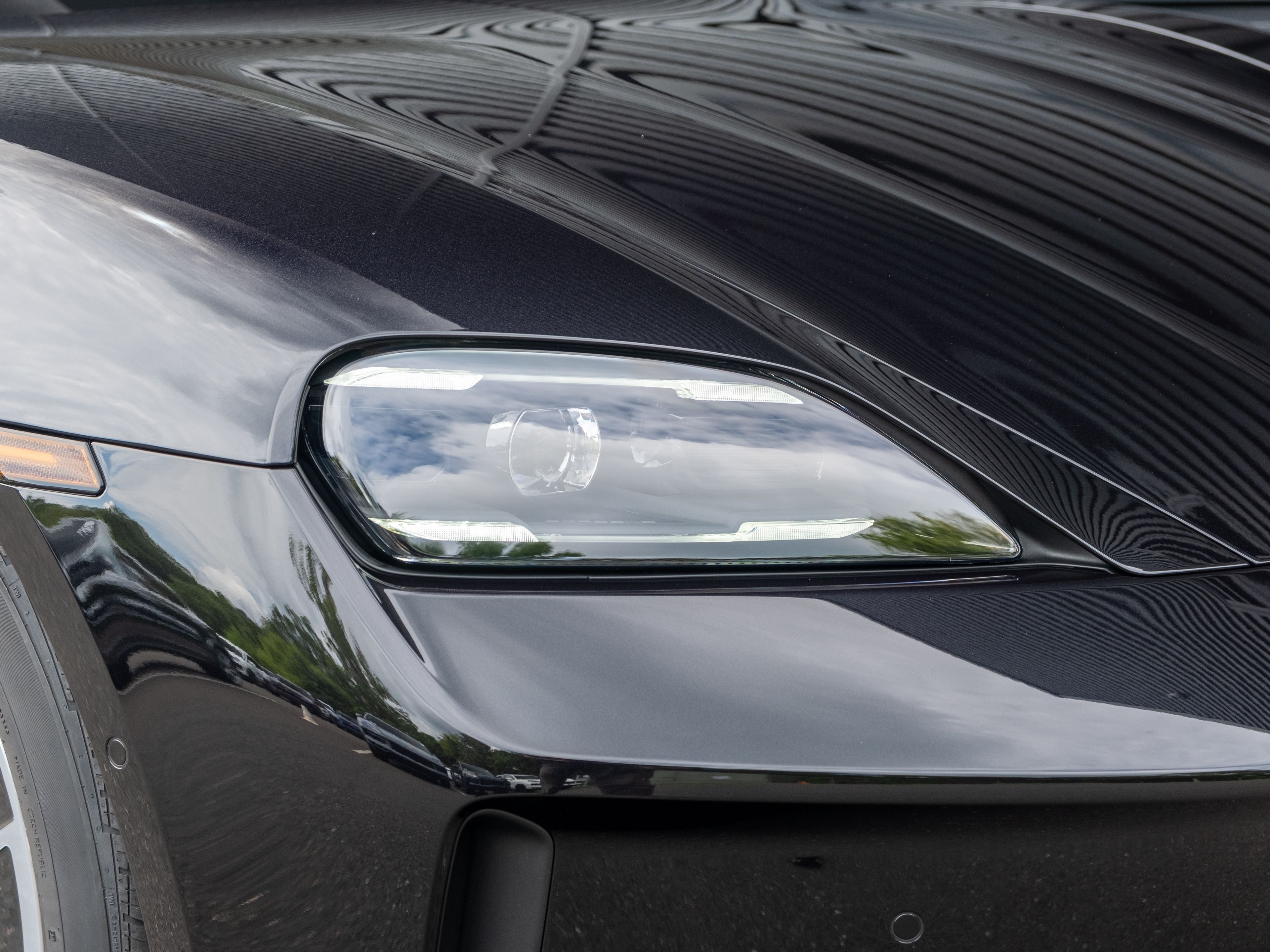 2026 Porsche Taycan 4