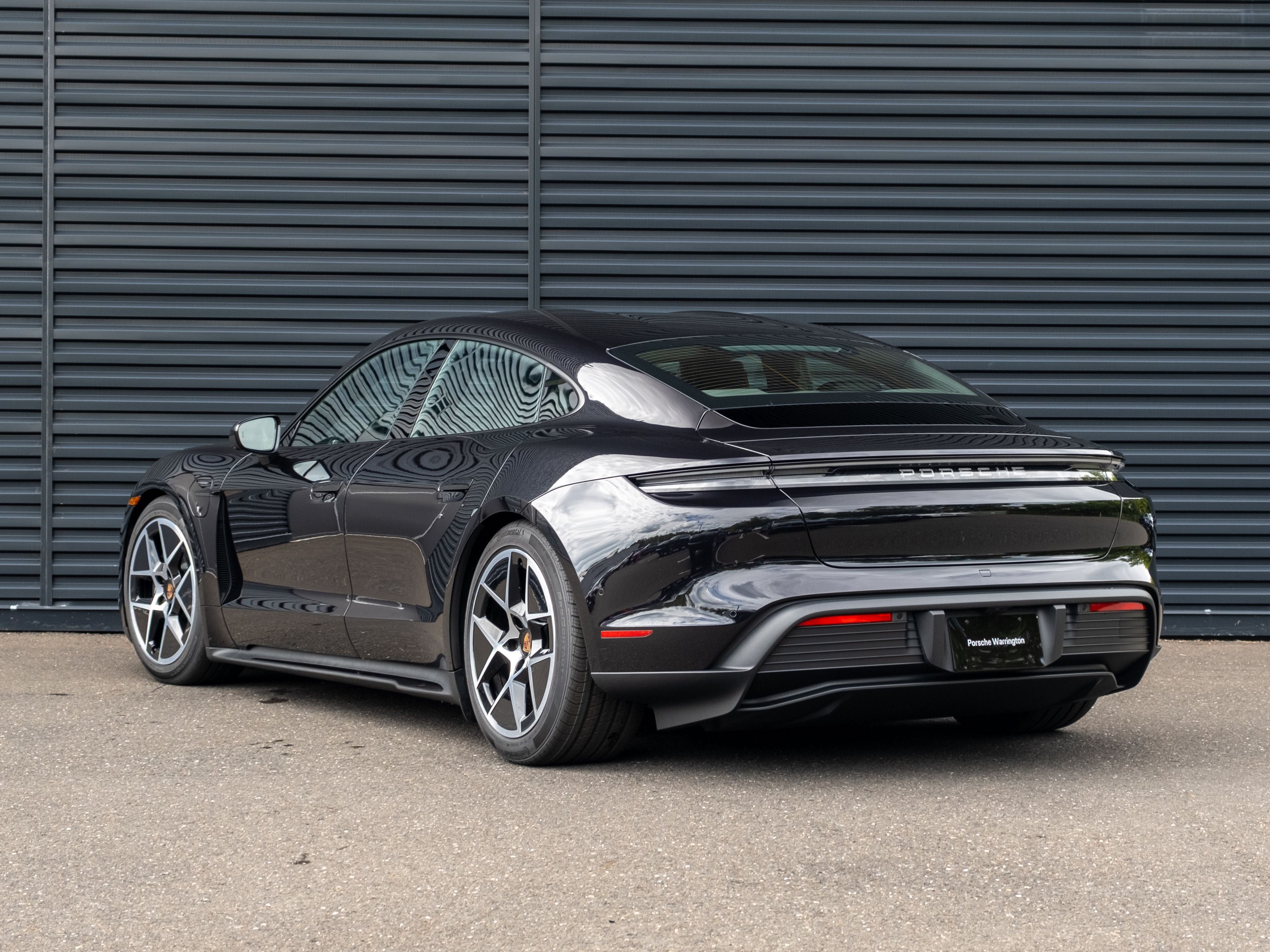2026 Porsche Taycan 4