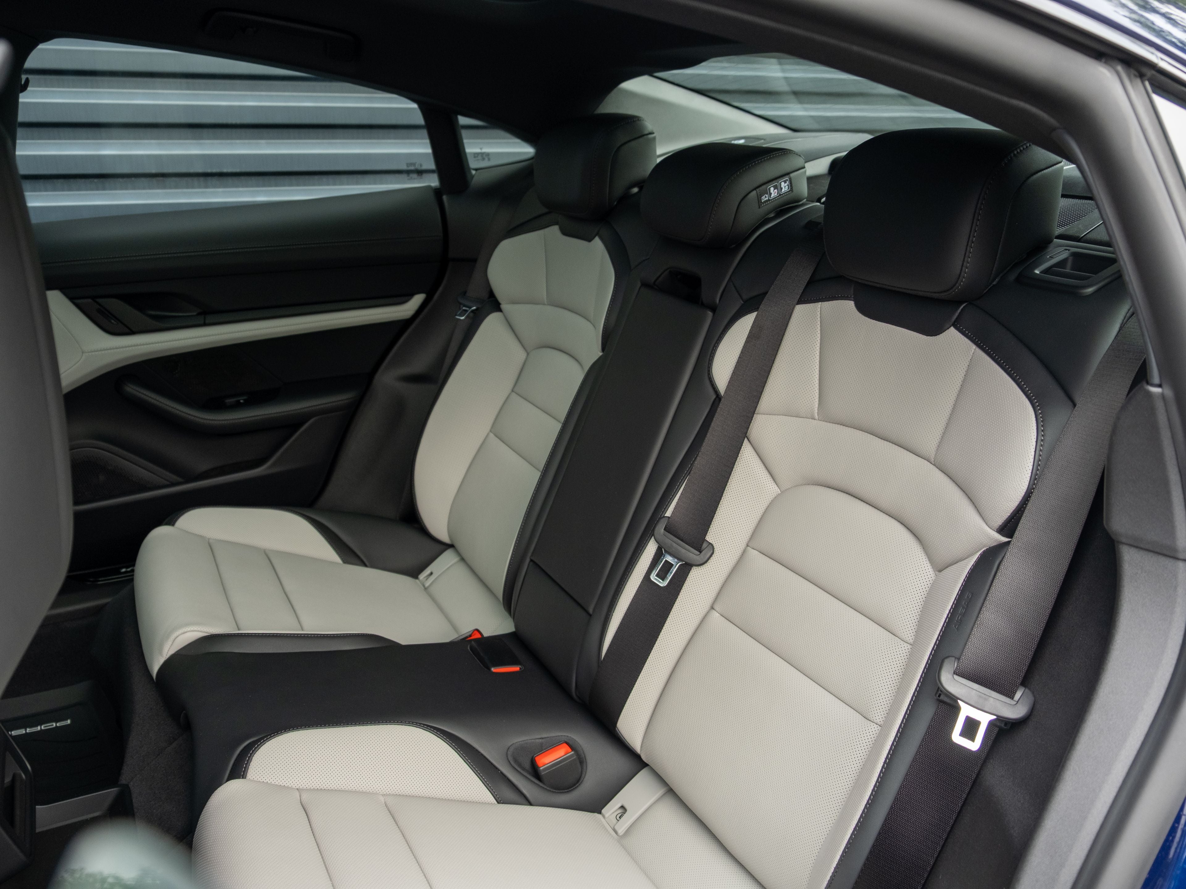 2026 Porsche Taycan 4