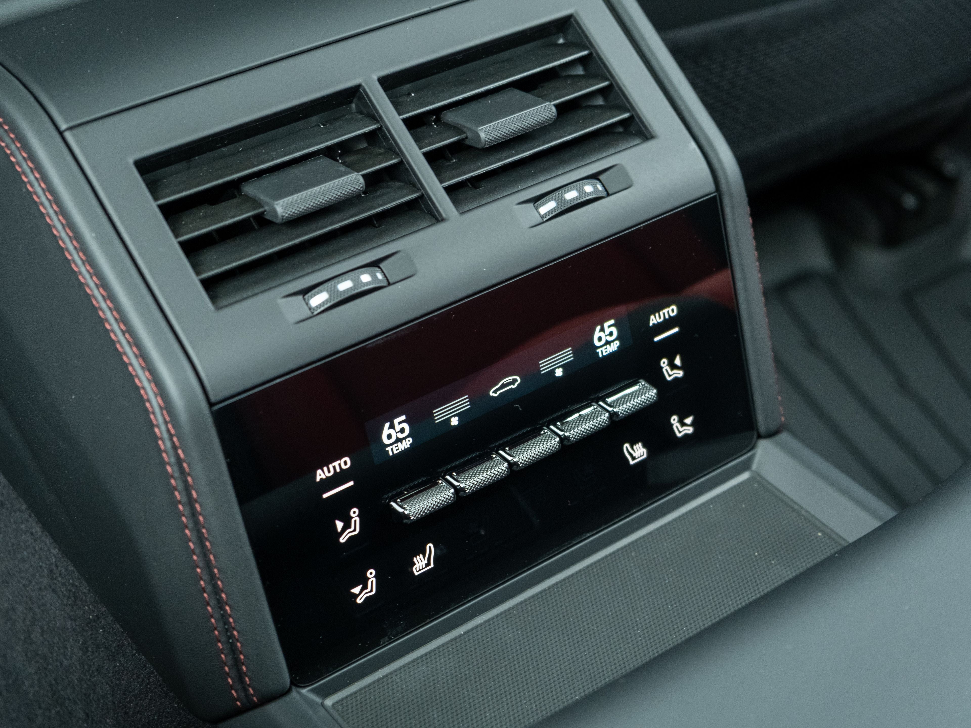 2026 Porsche Panamera 4