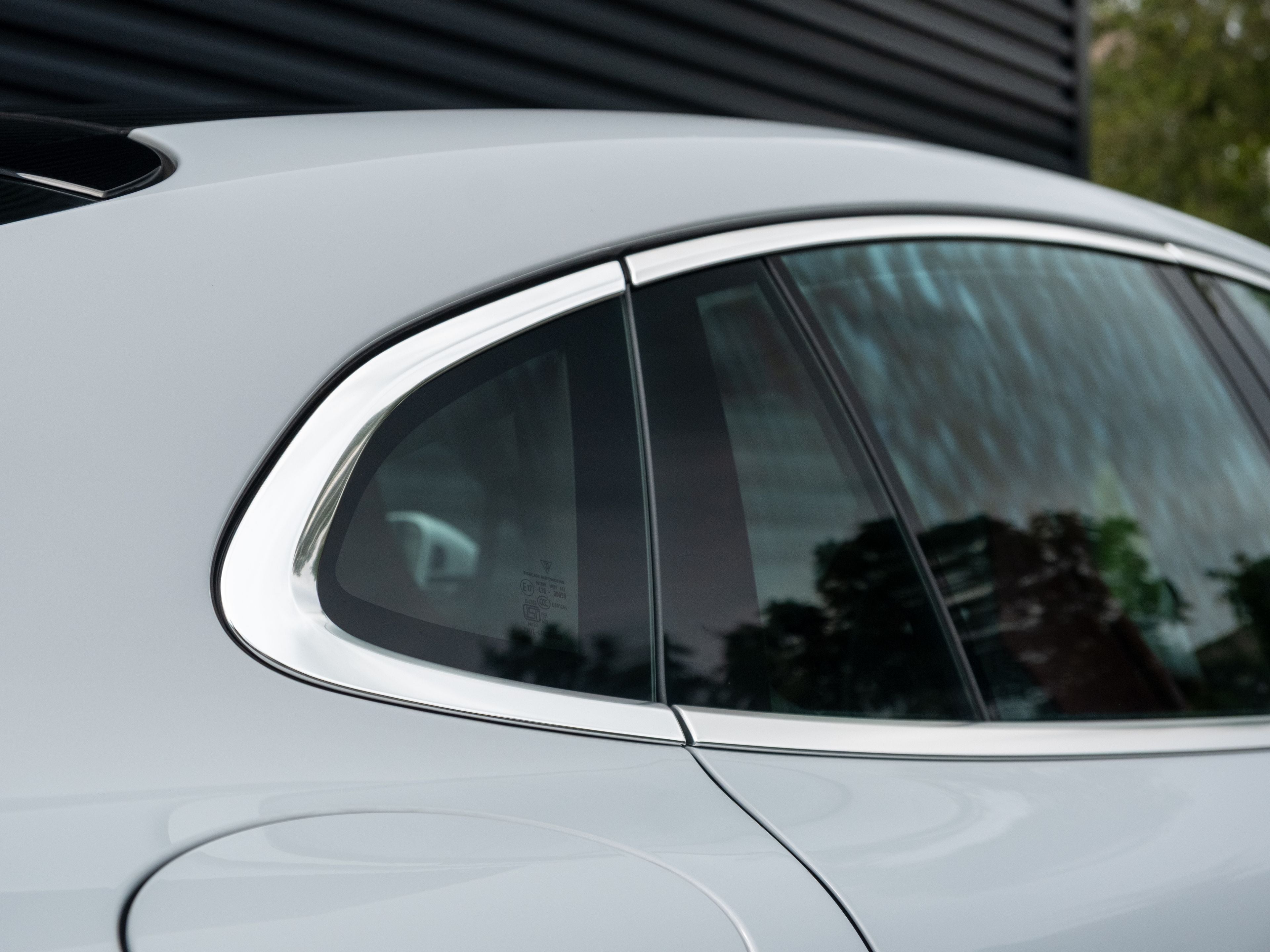 2026 Porsche Panamera 4