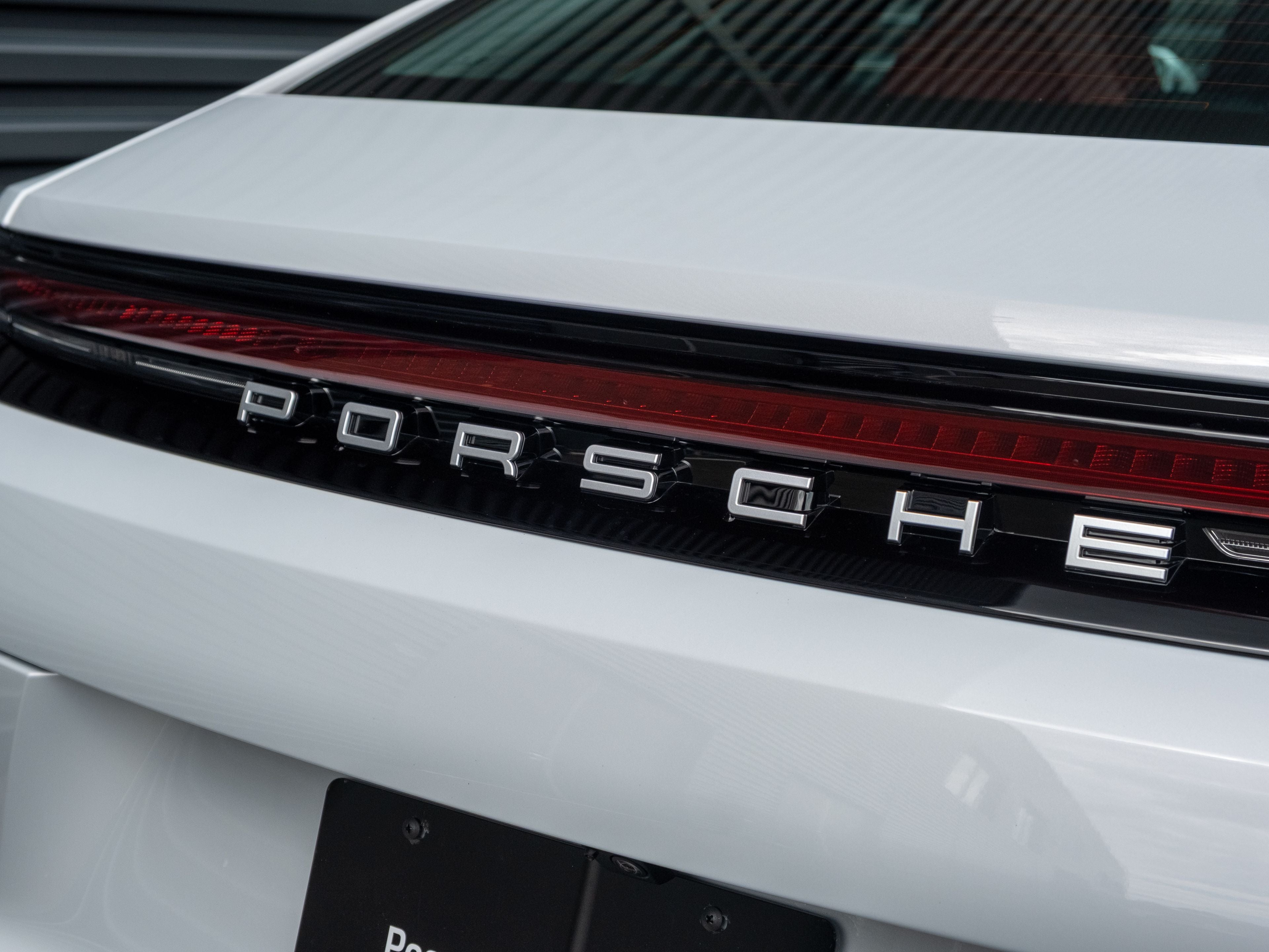 2026 Porsche Panamera 4