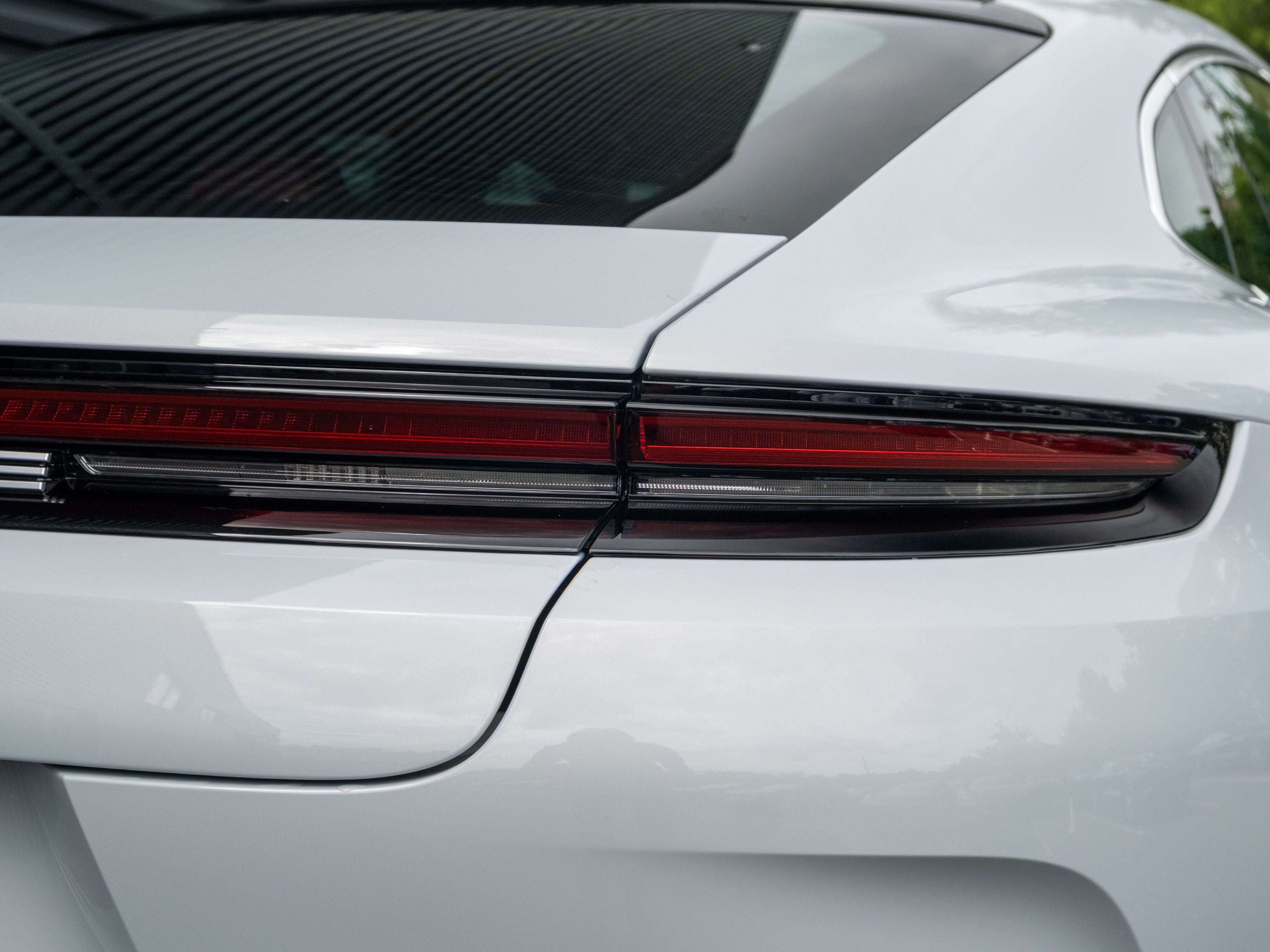 2026 Porsche Panamera 4