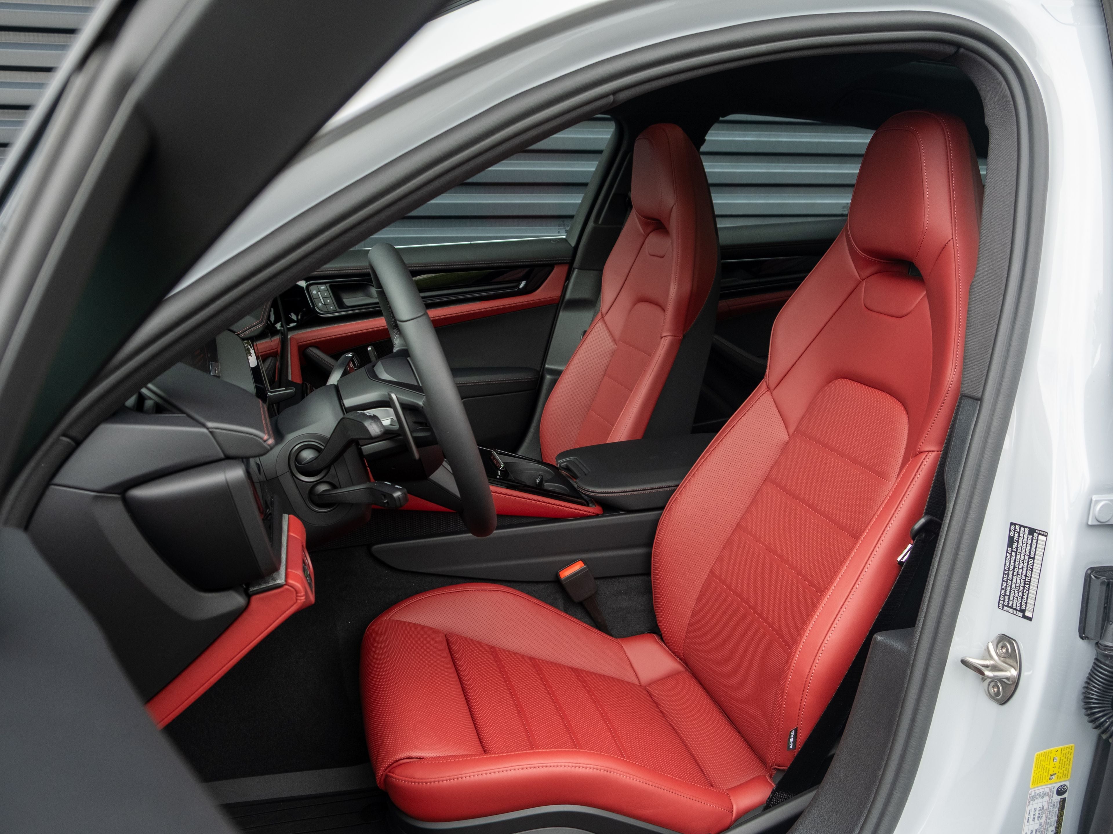 2026 Porsche Panamera 4