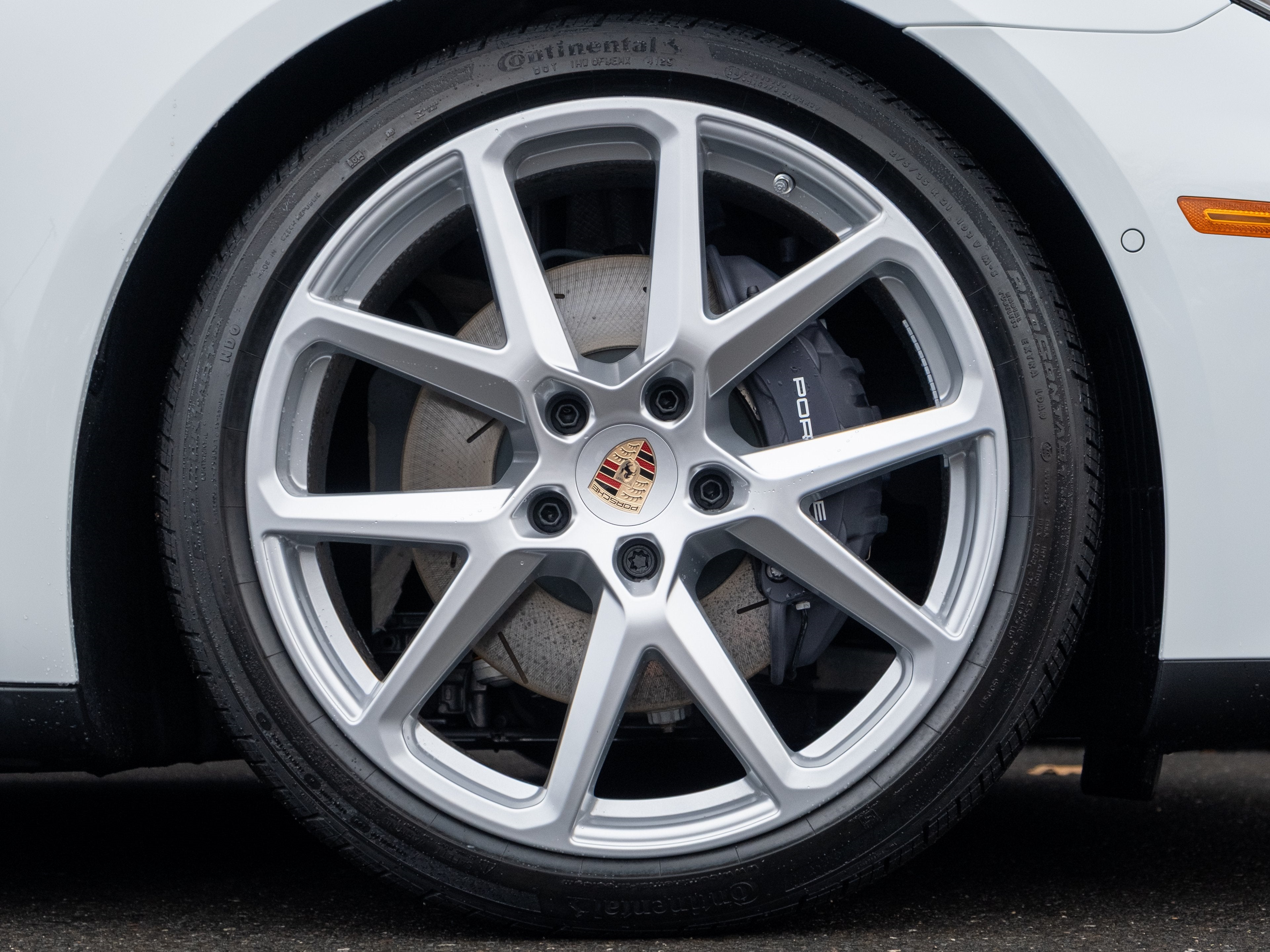 2026 Porsche Panamera 4