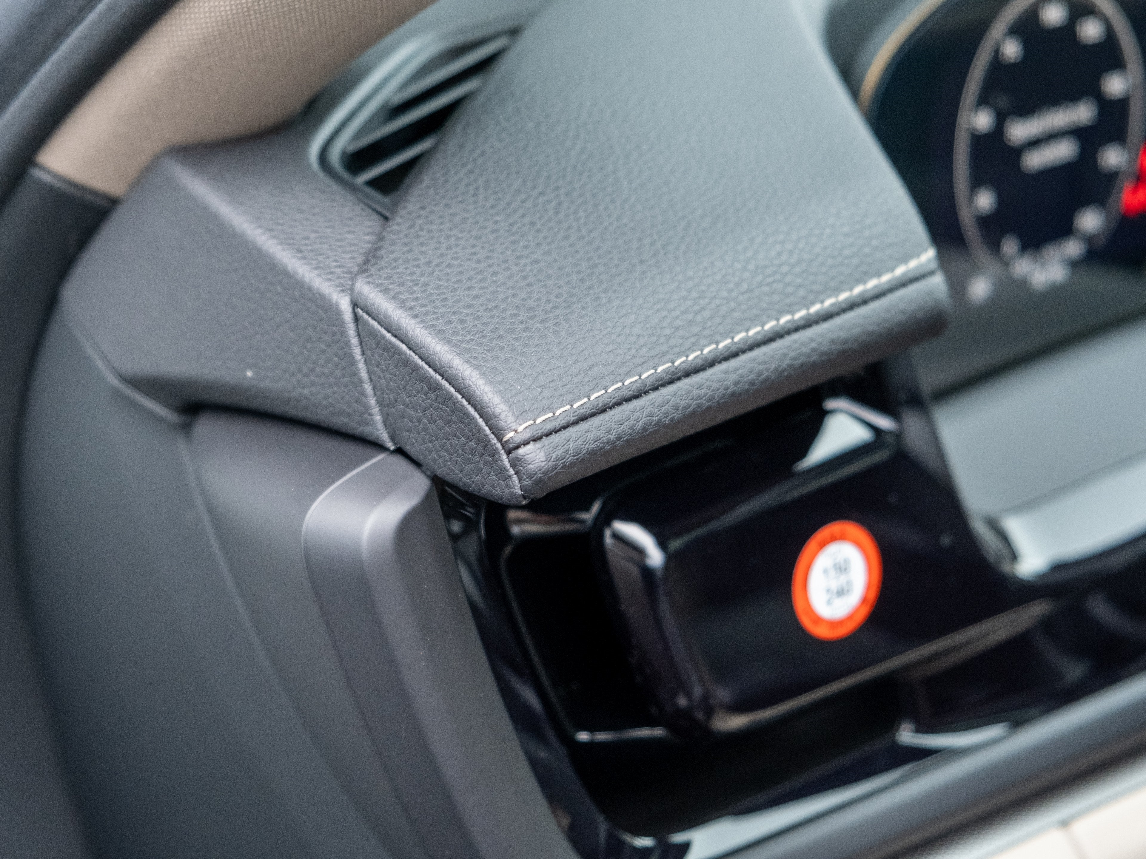 2026 Porsche Panamera 4