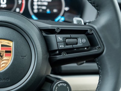 2026 Porsche Panamera 4