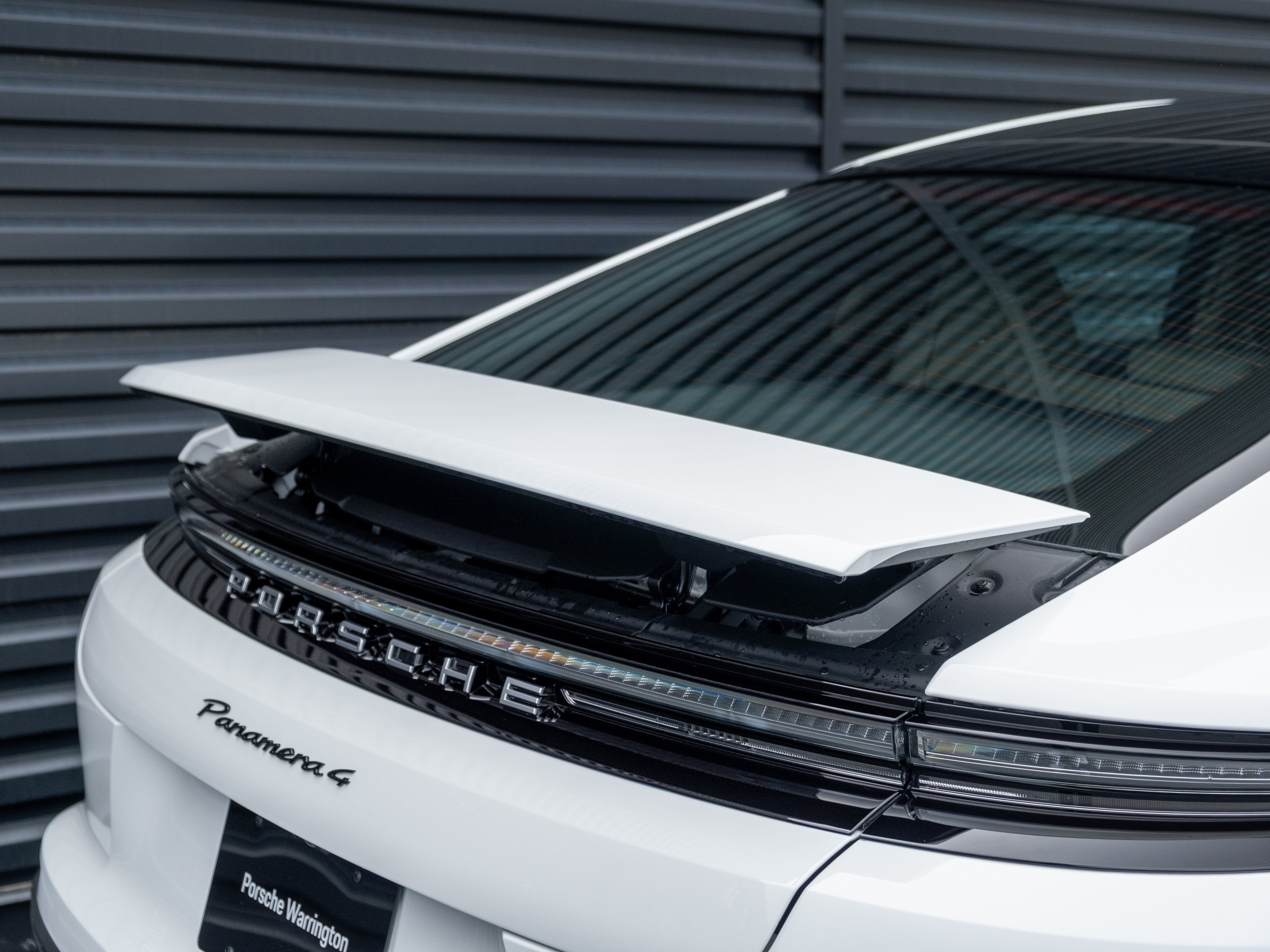 2026 Porsche Panamera 4