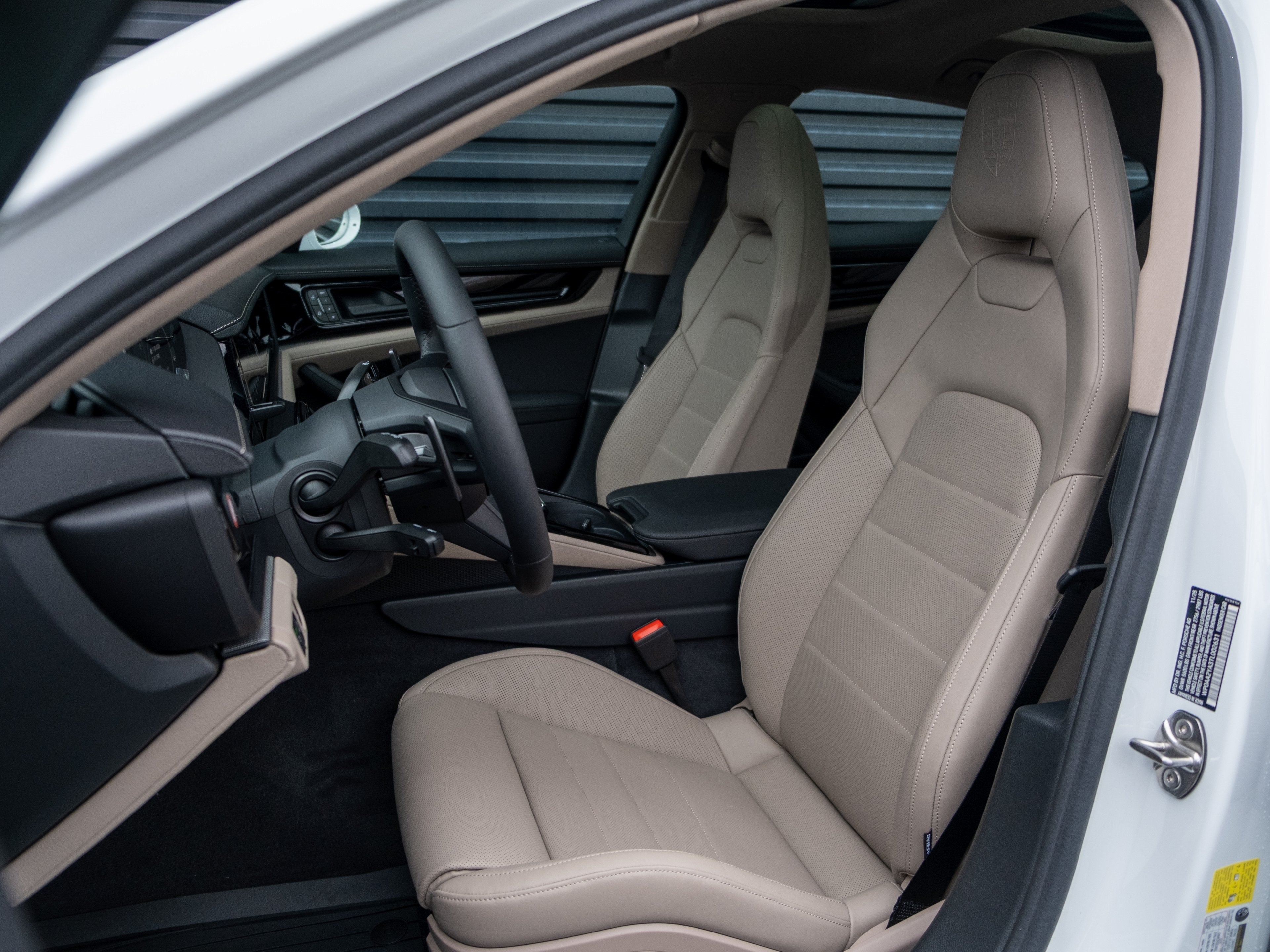 2026 Porsche Panamera 4