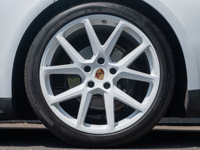 2024 Porsche Panamera 4