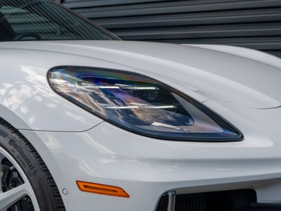 2024 Porsche Panamera 4