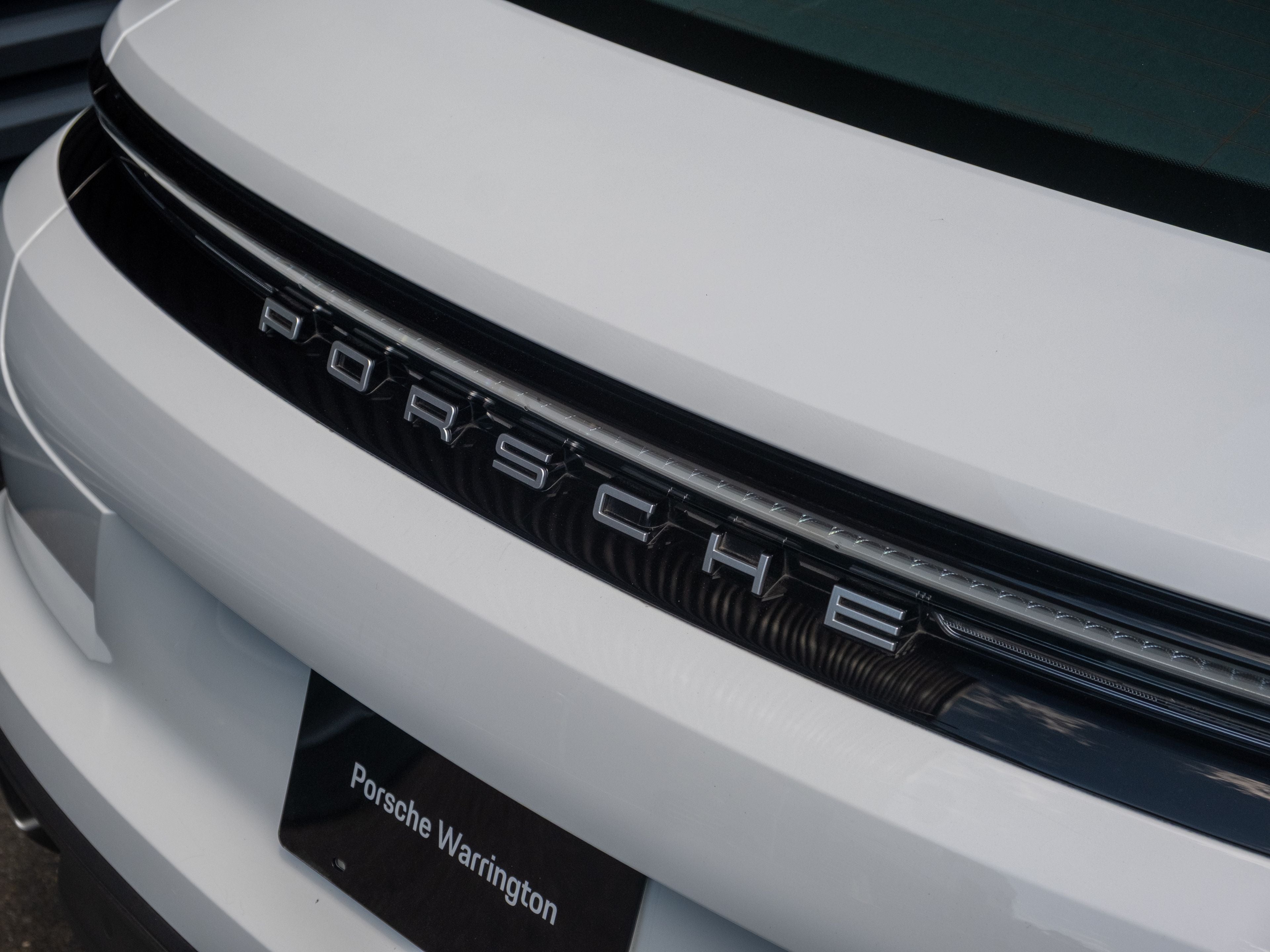 2024 Porsche Panamera 4
