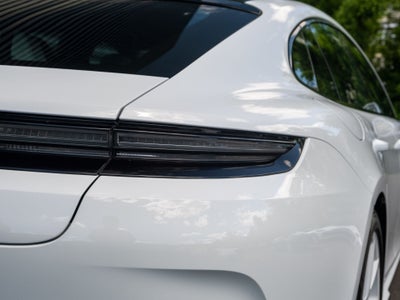 2024 Porsche Panamera 4